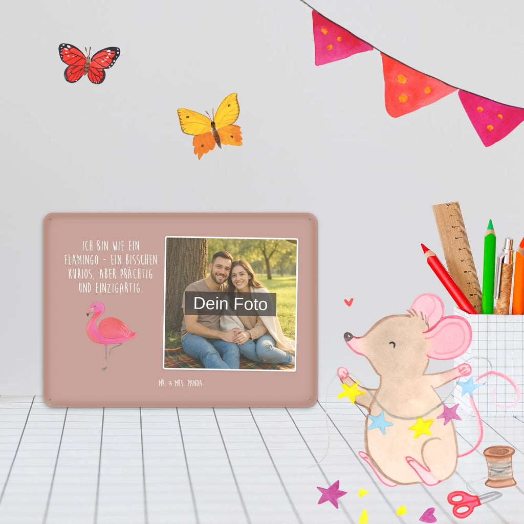 Personalisiertes Foto Blechschild Flamingo Classic Lustiges Blechschild Mit Foto, Blechschild Als Geschenk Mit Bild, Retro Blechschild Mit Bild, Blechschild Wohnzimmer Mit Bild, Design Blechschild Mit Bild, Blechschild Mit Bild Und Namen, Wandschild Mit Foto, Blechschild Mit Foto, Metallschild Mit Wunschfoto, Metallschild Mit Foto, Blechschild Für Balkon Mit Wunschbild, Blechschild Küche Mit Foto, Blechschild Handgemacht Mit Foto, Personalisierte Wanddeko Aus Metall Mit Foto, Blechschild Mit Fotodruck, Blechschild Zum Hinstellen Mit Bild, Nostalgieschild Mit Foto, Blechschild Mit Wunschfoto, Blechschild Für Männer Mit Foto, Blechschild Zum Aufhängen Mit Foto, Türschild Mit Bild, Blechschild Für Garten Mit Foto, Blechschild Für Freunde Mit Wunschfoto, Personalisierbares Blechschild Mit Foto, Vintage Blechschild Mit Wunschfoto, Blechschild Mit Eigenem Bild, Dekoschild Metall Mit Foto, Foto-Blechschild Für Zuhause, Spruchschild Mit Foto, Blechschild Für Frauen Mit Bild, Flamingo, Freundin, Spruch, Selbstliebe, Sohn, Geschwister, für mich, Stolz, Einzigartig, ich, Freundinnen, Außenseiter, Tochter