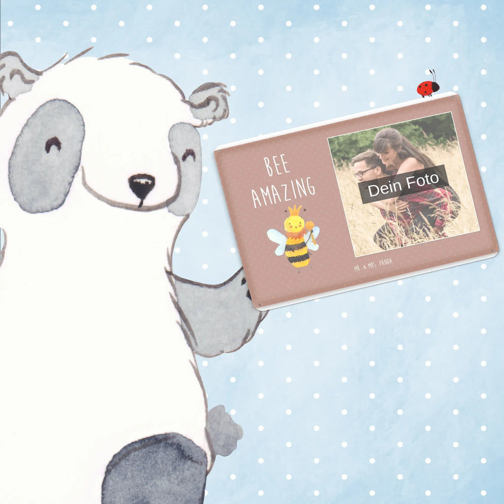 Spersonalizowany metalowy szyld ze zdjęciem pszczoła król Lustiges Blechschild Mit Foto, Metallschild Mit Foto, Nostalgieschild Mit Foto, Blechschild Mit Wunschfoto, Personalisierte Wanddeko Aus Metall Mit Foto, Wandschild Mit Foto, Blechschild Für Garten Mit Foto, Retro Blechschild Mit Bild, Blechschild Für Freunde Mit Wunschfoto, Blechschild Für Männer Mit Foto, Blechschild Mit Foto, Design Blechschild Mit Bild, Blechschild Für Frauen Mit Bild, Blechschild Wohnzimmer Mit Bild, Dekoschild Metall Mit Foto, Blechschild Handgemacht Mit Foto, Vintage Blechschild Mit Wunschfoto, Blechschild Zum Hinstellen Mit Bild, Personalisierbares Blechschild Mit Foto, Metallschild Mit Wunschfoto, Blechschild Zum Aufhängen Mit Foto, Türschild Mit Bild, Foto-Blechschild Für Zuhause, Blechschild Als Geschenk Mit Bild, Blechschild Für Balkon Mit Wunschbild, Blechschild Küche Mit Foto, Blechschild Mit Eigenem Bild, Spruchschild Mit Foto, Blechschild Mit Fotodruck, Blechschild Mit Bild Und Namen, Hummel, Wespe, Biene