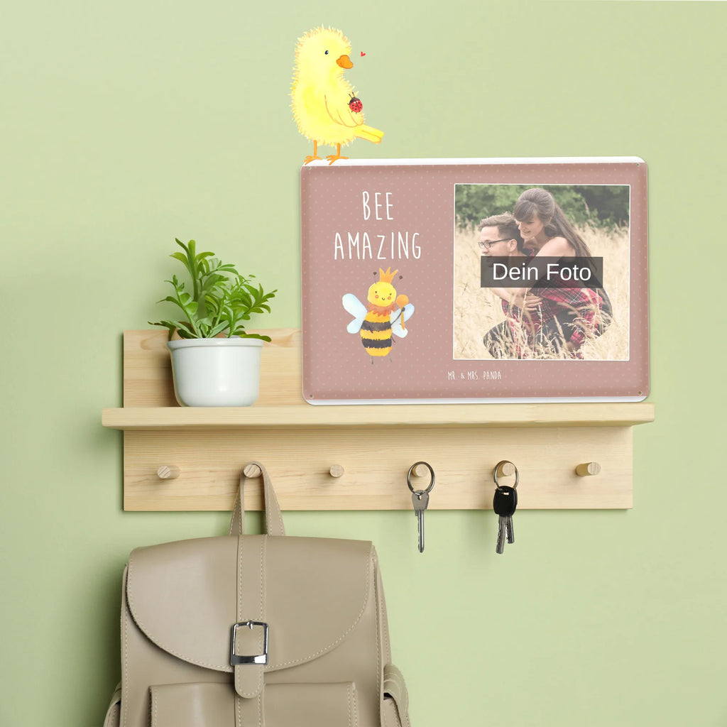 Spersonalizowany metalowy szyld ze zdjęciem pszczoła król Lustiges Blechschild Mit Foto, Metallschild Mit Foto, Nostalgieschild Mit Foto, Blechschild Mit Wunschfoto, Personalisierte Wanddeko Aus Metall Mit Foto, Wandschild Mit Foto, Blechschild Für Garten Mit Foto, Retro Blechschild Mit Bild, Blechschild Für Freunde Mit Wunschfoto, Blechschild Für Männer Mit Foto, Blechschild Mit Foto, Design Blechschild Mit Bild, Blechschild Für Frauen Mit Bild, Blechschild Wohnzimmer Mit Bild, Dekoschild Metall Mit Foto, Blechschild Handgemacht Mit Foto, Vintage Blechschild Mit Wunschfoto, Blechschild Zum Hinstellen Mit Bild, Personalisierbares Blechschild Mit Foto, Metallschild Mit Wunschfoto, Blechschild Zum Aufhängen Mit Foto, Türschild Mit Bild, Foto-Blechschild Für Zuhause, Blechschild Als Geschenk Mit Bild, Blechschild Für Balkon Mit Wunschbild, Blechschild Küche Mit Foto, Blechschild Mit Eigenem Bild, Spruchschild Mit Foto, Blechschild Mit Fotodruck, Blechschild Mit Bild Und Namen, Hummel, Wespe, Biene