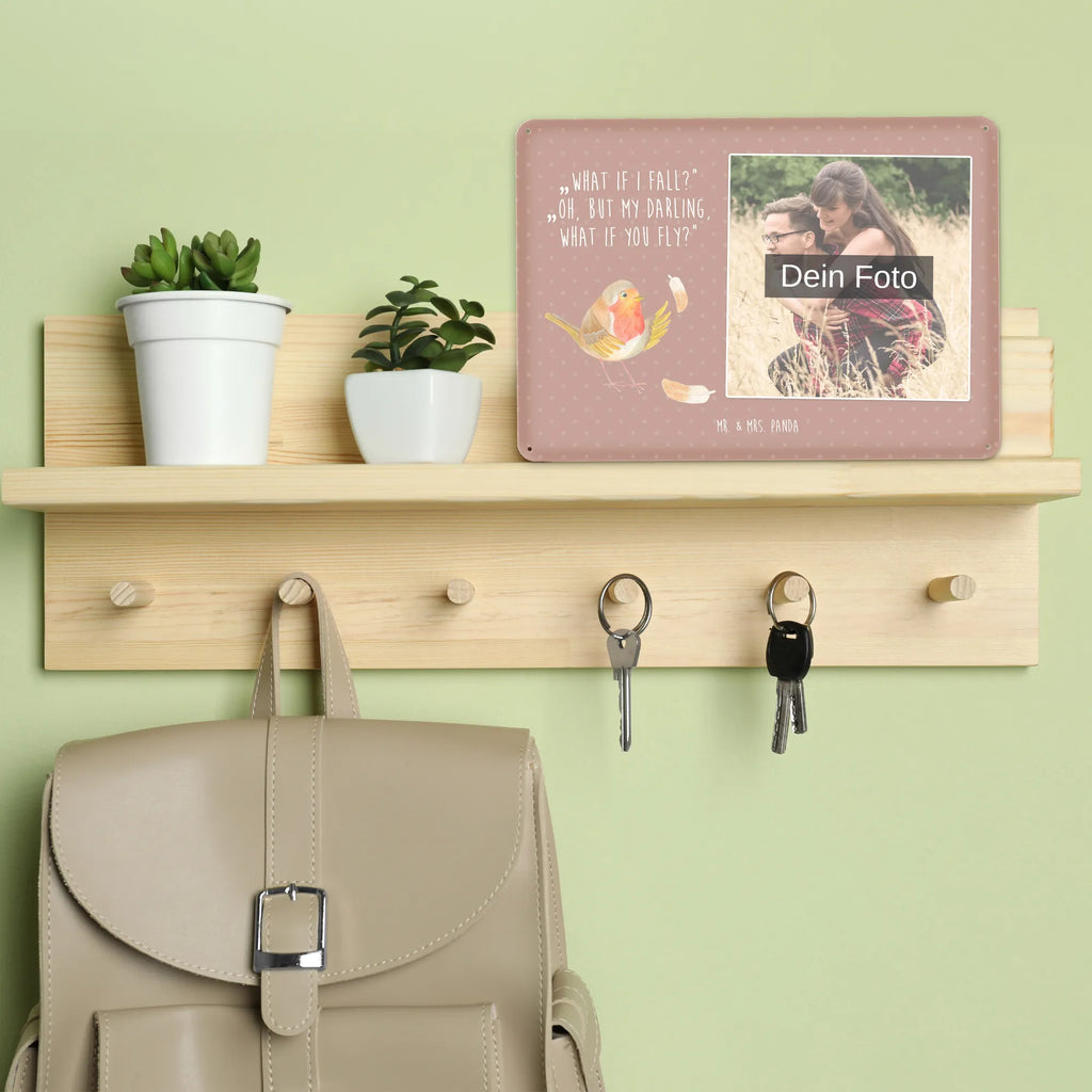 Personalisiertes Foto Blechschild Rotkehlchen Federn Metallschild Mit Wunschfoto, Blechschild Für Garten Mit Foto, Blechschild Wohnzimmer Mit Bild, Blechschild Küche Mit Foto, Wandschild Mit Foto, Blechschild Mit Fotodruck, Dekoschild Metall Mit Foto, Blechschild Mit Wunschfoto, Personalisierte Wanddeko Aus Metall Mit Foto, Blechschild Handgemacht Mit Foto, Blechschild Zum Aufhängen Mit Foto, Blechschild Mit Eigenem Bild, Retro Blechschild Mit Bild, Blechschild Zum Hinstellen Mit Bild, Design Blechschild Mit Bild, Personalisierbares Blechschild Mit Foto, Blechschild Als Geschenk Mit Bild, Vintage Blechschild Mit Wunschfoto, Nostalgieschild Mit Foto, Blechschild Mit Bild Und Namen, Metallschild Mit Foto, Blechschild Für Männer Mit Foto, Blechschild Für Frauen Mit Bild, Blechschild Mit Foto, Spruchschild Mit Foto, Lustiges Blechschild Mit Foto, Blechschild Für Freunde Mit Wunschfoto, Blechschild Für Balkon Mit Wunschbild, Türschild Mit Bild, Foto-Blechschild Für Zuhause, Tiermotive, Gute Laune, lustige Sprüche, Tiere, Rotkehlchen, What if i fall, Motivationsbilder, Motivation Sprüche, Spruch Mut, Vogel, Spruch Motivation, fliegen