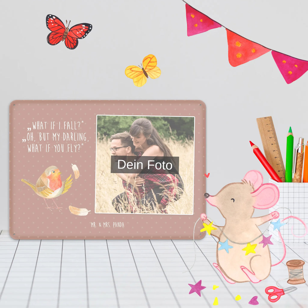 Personalisiertes Foto Blechschild Rotkehlchen Federn Metallschild Mit Wunschfoto, Blechschild Für Garten Mit Foto, Blechschild Wohnzimmer Mit Bild, Blechschild Küche Mit Foto, Wandschild Mit Foto, Blechschild Mit Fotodruck, Dekoschild Metall Mit Foto, Blechschild Mit Wunschfoto, Personalisierte Wanddeko Aus Metall Mit Foto, Blechschild Handgemacht Mit Foto, Blechschild Zum Aufhängen Mit Foto, Blechschild Mit Eigenem Bild, Retro Blechschild Mit Bild, Blechschild Zum Hinstellen Mit Bild, Design Blechschild Mit Bild, Personalisierbares Blechschild Mit Foto, Blechschild Als Geschenk Mit Bild, Vintage Blechschild Mit Wunschfoto, Nostalgieschild Mit Foto, Blechschild Mit Bild Und Namen, Metallschild Mit Foto, Blechschild Für Männer Mit Foto, Blechschild Für Frauen Mit Bild, Blechschild Mit Foto, Spruchschild Mit Foto, Lustiges Blechschild Mit Foto, Blechschild Für Freunde Mit Wunschfoto, Blechschild Für Balkon Mit Wunschbild, Türschild Mit Bild, Foto-Blechschild Für Zuhause, Tiermotive, Gute Laune, lustige Sprüche, Tiere, Rotkehlchen, What if i fall, Motivationsbilder, Motivation Sprüche, Spruch Mut, Vogel, Spruch Motivation, fliegen