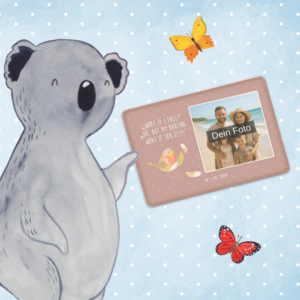 Personalisiertes Foto Blechschild Rotkehlchen Federn Metallschild Mit Wunschfoto, Blechschild Für Garten Mit Foto, Blechschild Wohnzimmer Mit Bild, Blechschild Küche Mit Foto, Wandschild Mit Foto, Blechschild Mit Fotodruck, Dekoschild Metall Mit Foto, Blechschild Mit Wunschfoto, Personalisierte Wanddeko Aus Metall Mit Foto, Blechschild Handgemacht Mit Foto, Blechschild Zum Aufhängen Mit Foto, Blechschild Mit Eigenem Bild, Retro Blechschild Mit Bild, Blechschild Zum Hinstellen Mit Bild, Design Blechschild Mit Bild, Personalisierbares Blechschild Mit Foto, Blechschild Als Geschenk Mit Bild, Vintage Blechschild Mit Wunschfoto, Nostalgieschild Mit Foto, Blechschild Mit Bild Und Namen, Metallschild Mit Foto, Blechschild Für Männer Mit Foto, Blechschild Für Frauen Mit Bild, Blechschild Mit Foto, Spruchschild Mit Foto, Lustiges Blechschild Mit Foto, Blechschild Für Freunde Mit Wunschfoto, Blechschild Für Balkon Mit Wunschbild, Türschild Mit Bild, Foto-Blechschild Für Zuhause, Tiermotive, Gute Laune, lustige Sprüche, Tiere, Rotkehlchen, What if i fall, Motivationsbilder, Motivation Sprüche, Spruch Mut, Vogel, Spruch Motivation, fliegen