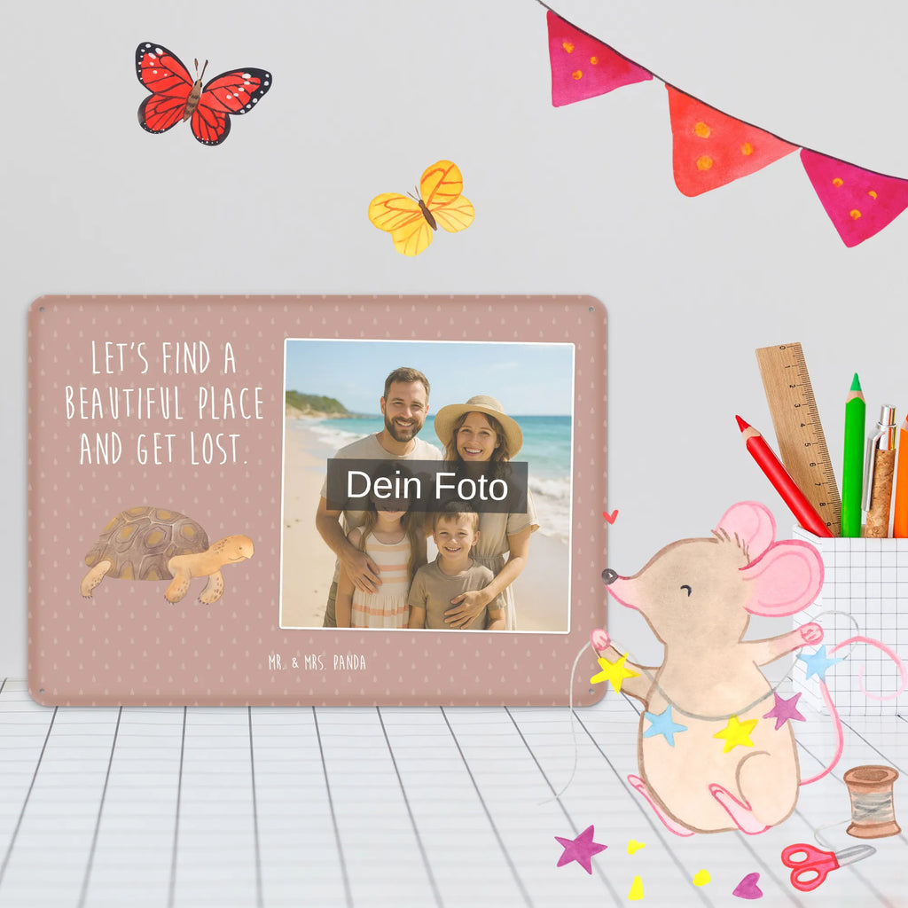 Spersonalizowany metalowy szyld ze zdjęciem Żółw maszerować Blechschild Wohnzimmer Mit Bild, Blechschild Zum Hinstellen Mit Bild, Personalisierbares Blechschild Mit Foto, Blechschild Für Balkon Mit Wunschbild, Blechschild Mit Wunschfoto, Design Blechschild Mit Bild, Blechschild Handgemacht Mit Foto, Blechschild Mit Fotodruck, Blechschild Als Geschenk Mit Bild, Foto-Blechschild Für Zuhause, Metallschild Mit Foto, Nostalgieschild Mit Foto, Retro Blechschild Mit Bild, Blechschild Für Frauen Mit Bild, Vintage Blechschild Mit Wunschfoto, Lustiges Blechschild Mit Foto, Blechschild Für Freunde Mit Wunschfoto, Blechschild Zum Aufhängen Mit Foto, Metallschild Mit Wunschfoto, Dekoschild Metall Mit Foto, Personalisierte Wanddeko Aus Metall Mit Foto, Spruchschild Mit Foto, Blechschild Für Männer Mit Foto, Blechschild Mit Foto, Blechschild Mit Bild Und Namen, Blechschild Küche Mit Foto, Türschild Mit Bild, Blechschild Mit Eigenem Bild, Wandschild Mit Foto, Blechschild Für Garten Mit Foto, Meerestiere, Meer, Urlaub, Lieblingsmensch, Schildkröten, Reiselust, Neustart, Abenteuer, Motivation, Schildkröte, get lost, Inspiration