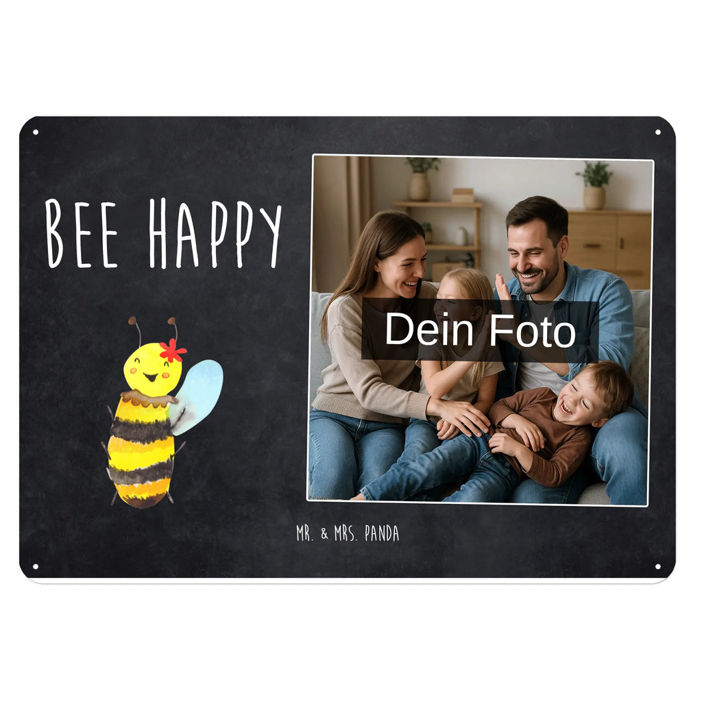 Personalisiertes Foto Blechschild Biene Happy Blechschild Wohnzimmer Mit Bild, Dekoschild Metall Mit Foto, Blechschild Mit Fotodruck, Blechschild Für Garten Mit Foto, Blechschild Zum Hinstellen Mit Bild, Lustiges Blechschild Mit Foto, Blechschild Handgemacht Mit Foto, Foto-Blechschild Für Zuhause, Retro Blechschild Mit Bild, Blechschild Küche Mit Foto, Wandschild Mit Foto, Blechschild Für Balkon Mit Wunschbild, Design Blechschild Mit Bild, Blechschild Mit Bild Und Namen, Blechschild Für Männer Mit Foto, Blechschild Mit Wunschfoto, Metallschild Mit Foto, Nostalgieschild Mit Foto, Blechschild Mit Eigenem Bild, Blechschild Für Frauen Mit Bild, Personalisierbares Blechschild Mit Foto, Personalisierte Wanddeko Aus Metall Mit Foto, Blechschild Zum Aufhängen Mit Foto, Vintage Blechschild Mit Wunschfoto, Metallschild Mit Wunschfoto, Blechschild Als Geschenk Mit Bild, Blechschild Für Freunde Mit Wunschfoto, Türschild Mit Bild, Blechschild Mit Foto, Spruchschild Mit Foto, Hummel, Wespe, Biene