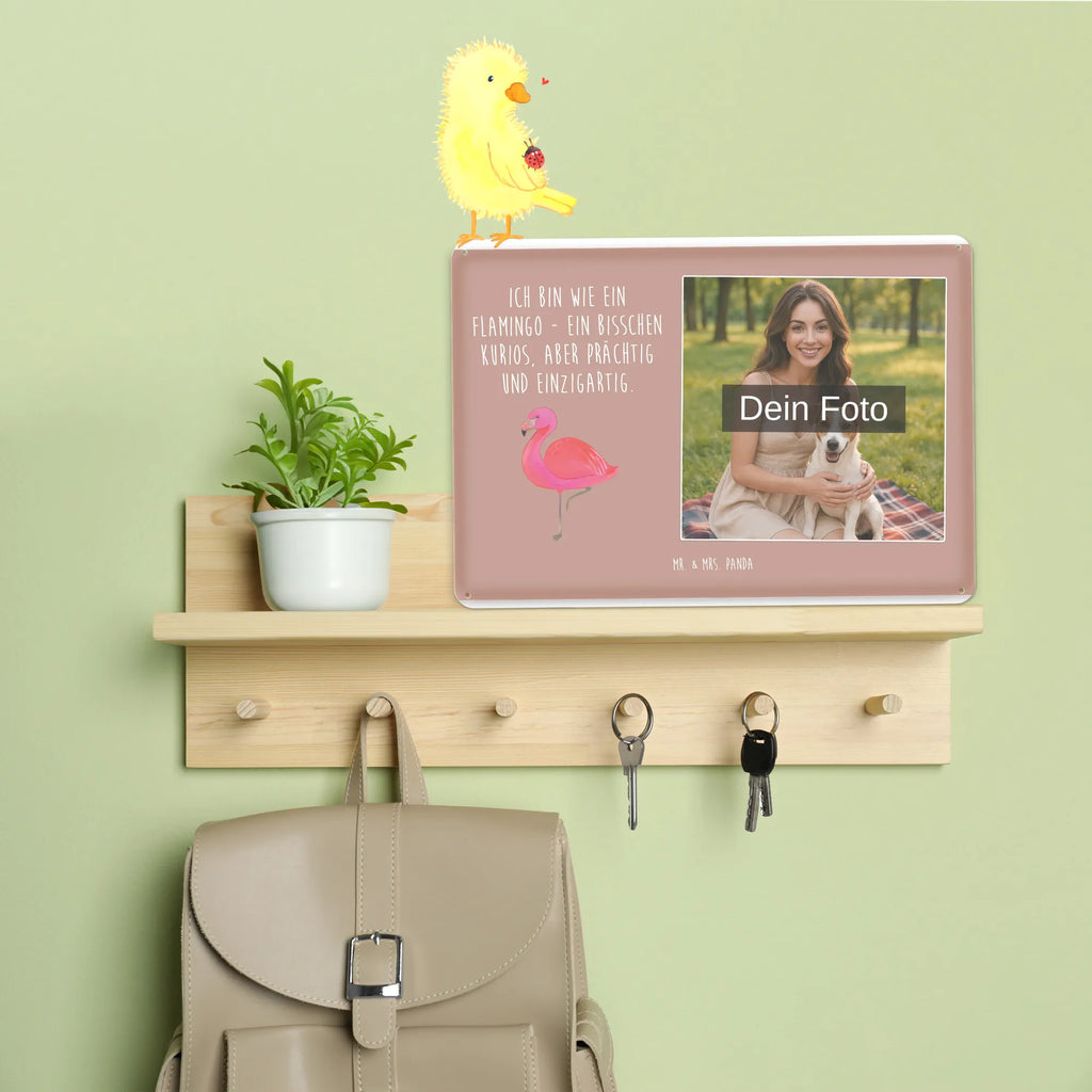 Personalisiertes Foto Blechschild Flamingo Classic Lustiges Blechschild Mit Foto, Blechschild Als Geschenk Mit Bild, Retro Blechschild Mit Bild, Blechschild Wohnzimmer Mit Bild, Design Blechschild Mit Bild, Blechschild Mit Bild Und Namen, Wandschild Mit Foto, Blechschild Mit Foto, Metallschild Mit Wunschfoto, Metallschild Mit Foto, Blechschild Für Balkon Mit Wunschbild, Blechschild Küche Mit Foto, Blechschild Handgemacht Mit Foto, Personalisierte Wanddeko Aus Metall Mit Foto, Blechschild Mit Fotodruck, Blechschild Zum Hinstellen Mit Bild, Nostalgieschild Mit Foto, Blechschild Mit Wunschfoto, Blechschild Für Männer Mit Foto, Blechschild Zum Aufhängen Mit Foto, Türschild Mit Bild, Blechschild Für Garten Mit Foto, Blechschild Für Freunde Mit Wunschfoto, Personalisierbares Blechschild Mit Foto, Vintage Blechschild Mit Wunschfoto, Blechschild Mit Eigenem Bild, Dekoschild Metall Mit Foto, Foto-Blechschild Für Zuhause, Spruchschild Mit Foto, Blechschild Für Frauen Mit Bild, Flamingo, Freundin, Spruch, Selbstliebe, Sohn, Geschwister, für mich, Stolz, Einzigartig, ich, Freundinnen, Außenseiter, Tochter
