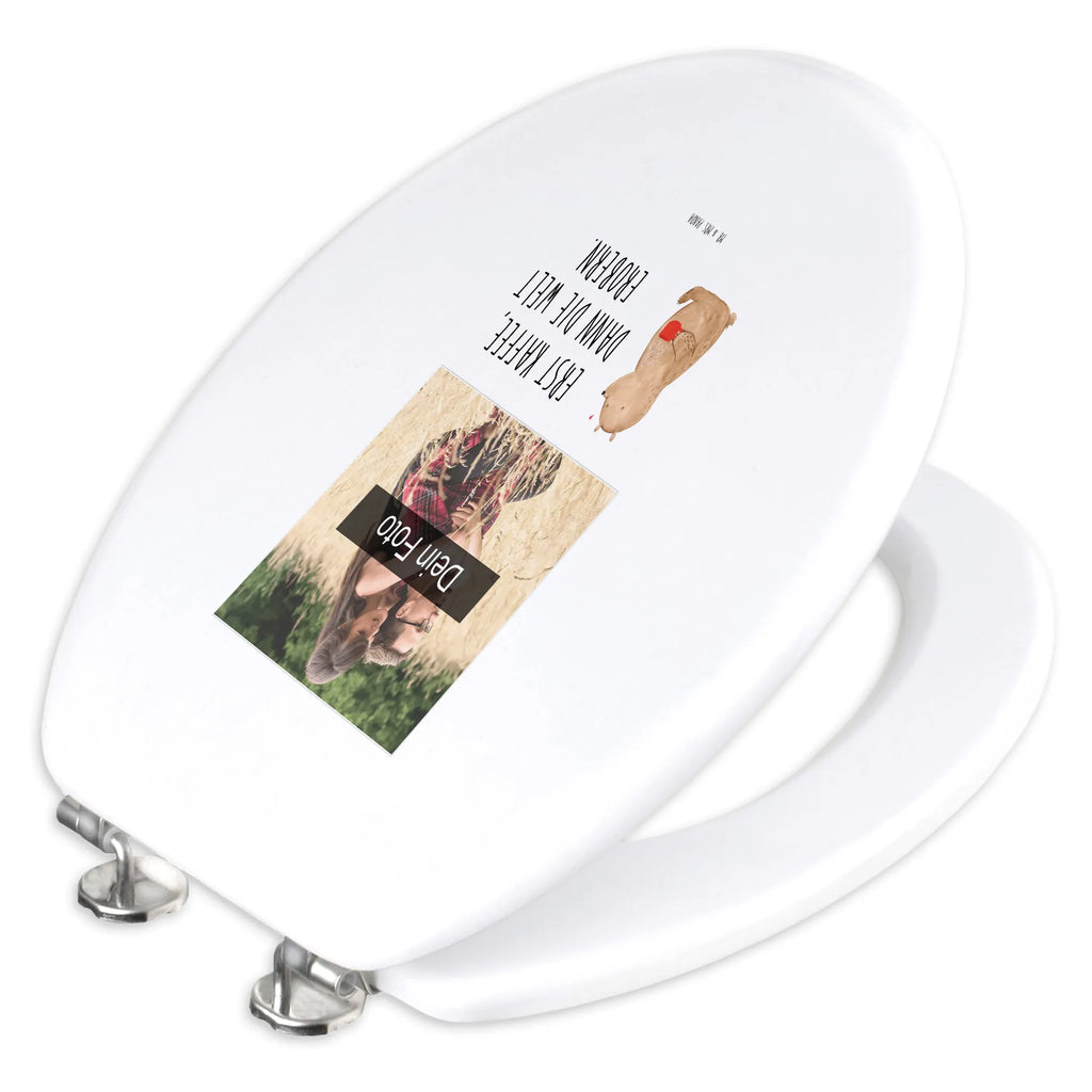 Personalisierter Foto WC Sitz Motiv Bär Kaffee Personalisierter WC-Sitz, Toilettendeckel mit Namen, WC Sitz mit Namen, Personalisierte Klobrille, Personalisierter Klodeckel, Personalisierter Toilettendeckel mit Foto, Bär, Teddy, Teddybär, Morgenroutine, guten Morgen, Welt erobern, Welt retten, Coffee, Bären, Kaffee, Motivation