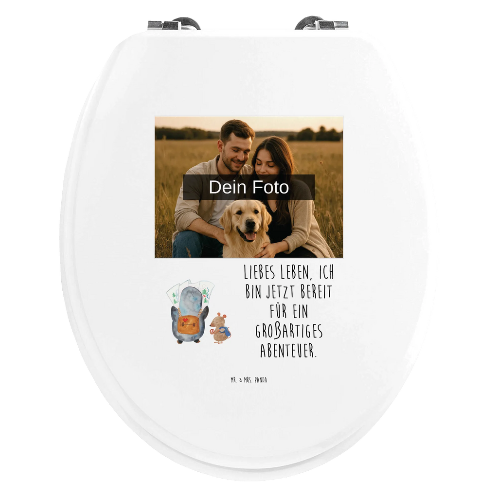 Personalisierter Foto WC Sitz Motiv Pinguin & Maus Wanderer Personalisierter WC-Sitz, Personalisierte Klobrille, WC Sitz mit Namen, Toilettendeckel mit Namen, Personalisierter Toilettendeckel mit Foto, Personalisierter Klodeckel, Pinguin, Abenteuer, Pinguine, Roadtrip, Ausflug, Wanderlust, wandern, Abenteurer