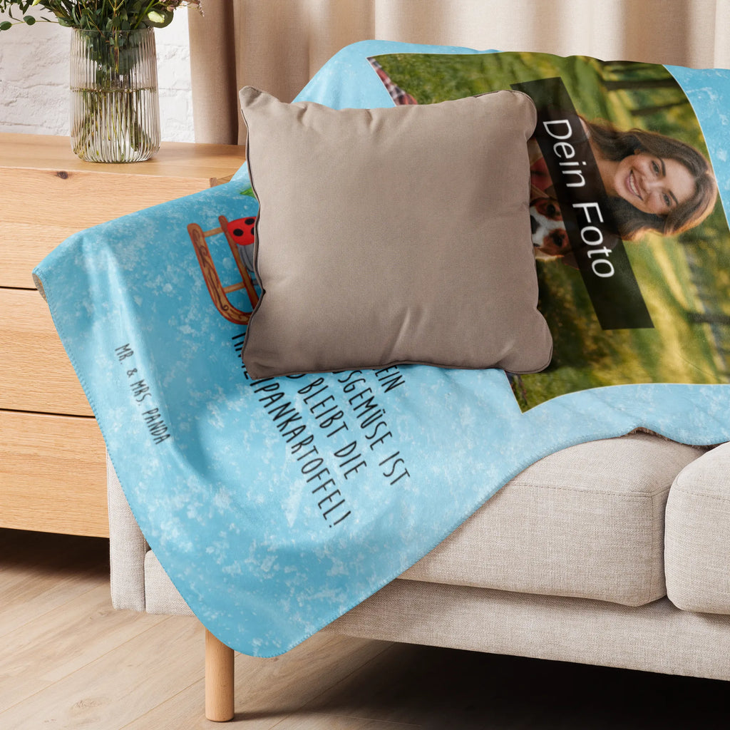 Sherpa Photo Cuddle Blanket Smörle sledding Foto Kuscheldecke, Winter, Weihnachten, Weihnachtsdeko, Nikolaus, Advent, Heiligabend, Wintermotiv, Smörle, Marzipan, Schlittenfahren
