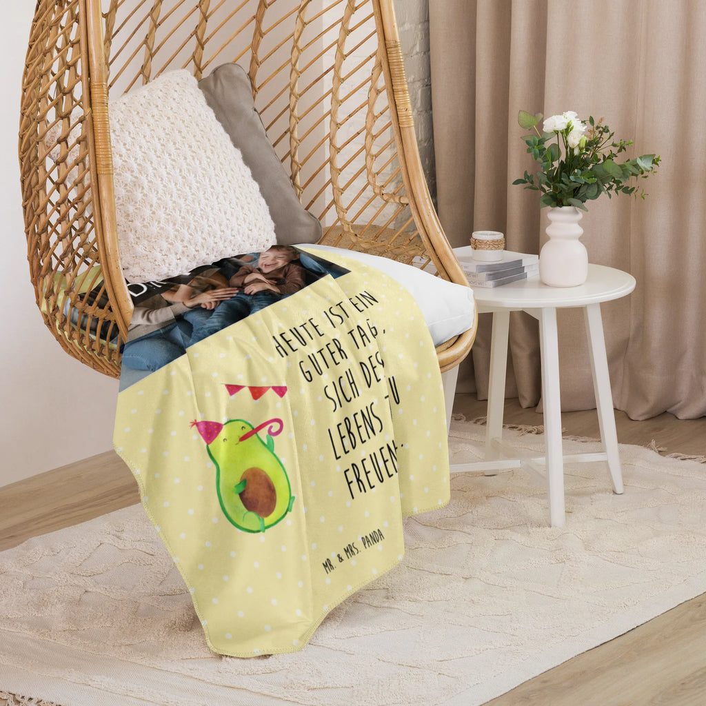 Sherpa Photo Cuddle Blanket avocado party Foto Kuscheldecke, Avocado, Veggie, Vegan, Gesund, Feier, Party, Abifeier, Happy Birthday, Jubiläum, Lieblingstag, Geburtstagsfeier, Avocados, Bestanden, Firmenfeier, Jahrestag, Abschluss, Abi, Prüfung, Geburtstag, Feierei, Klassenfeier, Schulabschluss