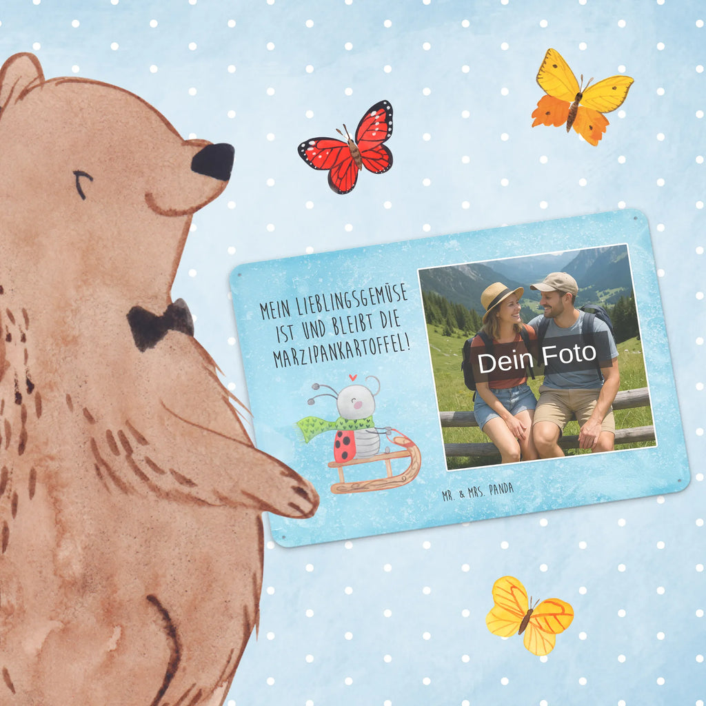 Personalized Photo Metal Sign Smörle sledding Blechschild Mit Wunschfoto, Blechschild Mit Bild Und Namen, Blechschild Zum Aufhängen Mit Foto, Wandschild Mit Foto, Nostalgieschild Mit Foto, Türschild Mit Bild, Blechschild Mit Eigenem Bild, Blechschild Als Geschenk Mit Bild, Blechschild Für Frauen Mit Bild, Spruchschild Mit Foto, Blechschild Mit Foto, Metallschild Mit Foto, Blechschild Für Garten Mit Foto, Blechschild Für Freunde Mit Wunschfoto, Blechschild Handgemacht Mit Foto, Metallschild Mit Wunschfoto, Vintage Blechschild Mit Wunschfoto, Retro Blechschild Mit Bild, Lustiges Blechschild Mit Foto, Blechschild Für Balkon Mit Wunschbild, Personalisierbares Blechschild Mit Foto, Foto-Blechschild Für Zuhause, Blechschild Wohnzimmer Mit Bild, Blechschild Mit Fotodruck, Blechschild Zum Hinstellen Mit Bild, Personalisierte Wanddeko Aus Metall Mit Foto, Blechschild Küche Mit Foto, Blechschild Für Männer Mit Foto, Dekoschild Metall Mit Foto, Design Blechschild Mit Bild, Winter, Weihnachten, Weihnachtsdeko, Nikolaus, Advent, Heiligabend, Wintermotiv, Schlittenfahren, Smörle, Marzipan