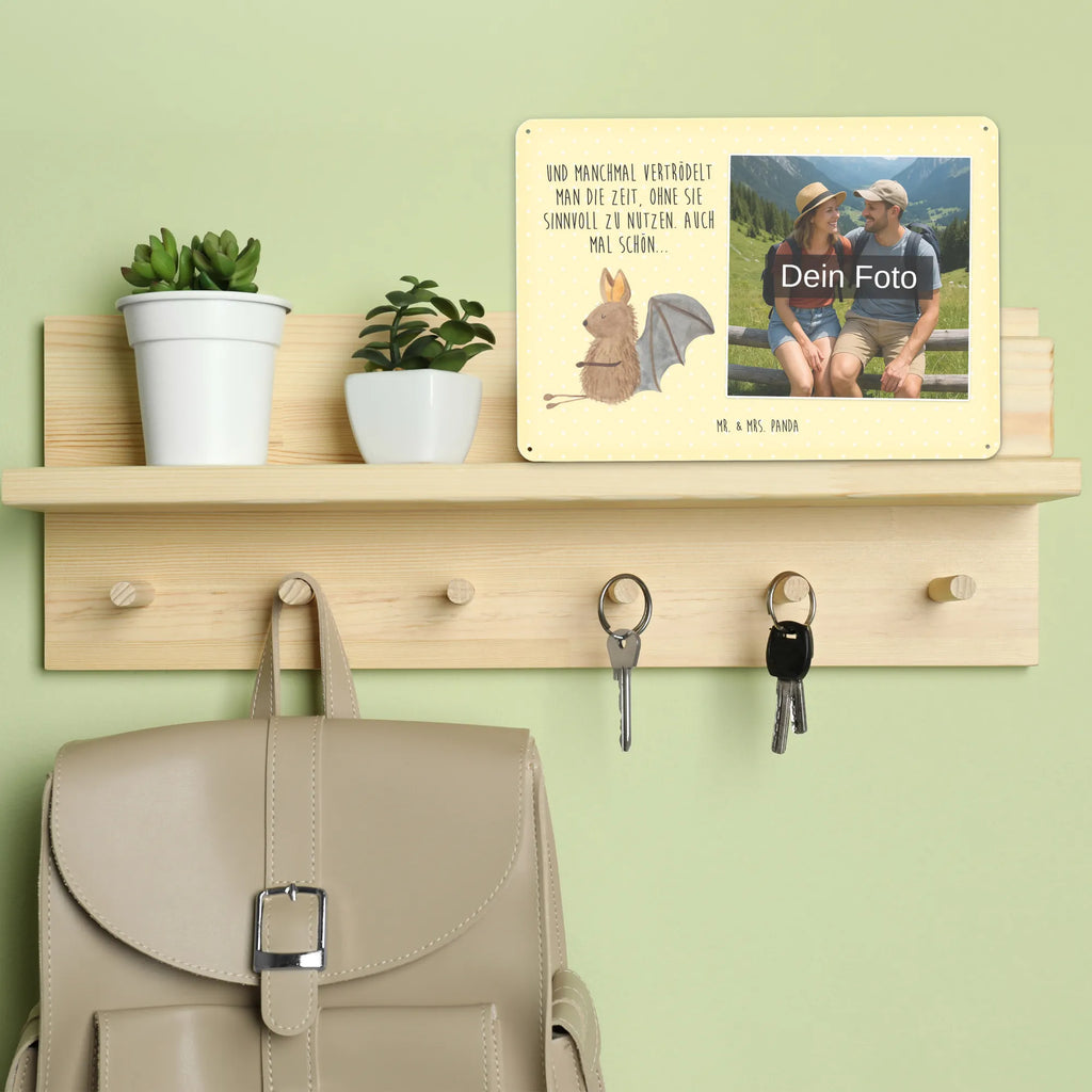 Personalisiertes Foto Blechschild Fledermaus Sitzen Wandschild Mit Foto, Retro Blechschild Mit Bild, Blechschild Wohnzimmer Mit Bild, Spruchschild Mit Foto, Metallschild Mit Wunschfoto, Blechschild Küche Mit Foto, Blechschild Für Balkon Mit Wunschbild, Nostalgieschild Mit Foto, Design Blechschild Mit Bild, Vintage Blechschild Mit Wunschfoto, Blechschild Für Männer Mit Foto, Blechschild Zum Aufhängen Mit Foto, Blechschild Als Geschenk Mit Bild, Türschild Mit Bild, Blechschild Mit Foto, Blechschild Mit Wunschfoto, Blechschild Für Frauen Mit Bild, Blechschild Handgemacht Mit Foto, Blechschild Mit Fotodruck, Blechschild Für Freunde Mit Wunschfoto, Personalisierte Wanddeko Aus Metall Mit Foto, Metallschild Mit Foto, Blechschild Zum Hinstellen Mit Bild, Blechschild Mit Eigenem Bild, Blechschild Mit Bild Und Namen, Blechschild Für Garten Mit Foto, Foto-Blechschild Für Zuhause, Dekoschild Metall Mit Foto, Personalisierbares Blechschild Mit Foto, Lustiges Blechschild Mit Foto, Tiermotive, Gute Laune, lustige Sprüche, Tiere, Fledermäuse, entspannen, Fledermaus, Motivation
