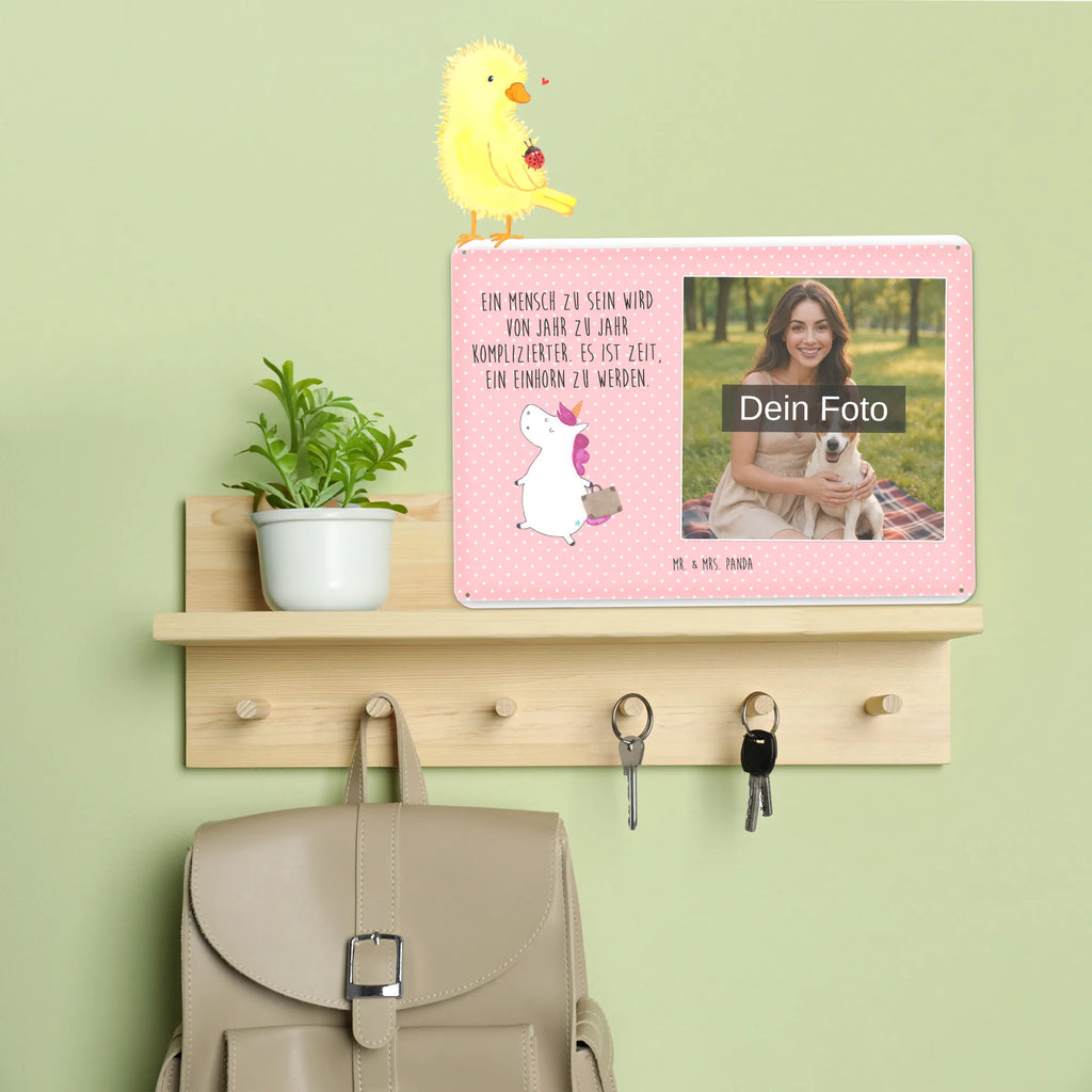 Personalisiertes Foto Blechschild Einhorn Koffer Blechschild Zum Aufhängen Mit Foto, Spruchschild Mit Foto, Blechschild Mit Fotodruck, Blechschild Für Männer Mit Foto, Metallschild Mit Foto, Blechschild Zum Hinstellen Mit Bild, Türschild Mit Bild, Blechschild Für Freunde Mit Wunschfoto, Blechschild Für Garten Mit Foto, Blechschild Mit Foto, Lustiges Blechschild Mit Foto, Wandschild Mit Foto, Blechschild Als Geschenk Mit Bild, Blechschild Handgemacht Mit Foto, Metallschild Mit Wunschfoto, Blechschild Mit Bild Und Namen, Personalisierbares Blechschild Mit Foto, Vintage Blechschild Mit Wunschfoto, Dekoschild Metall Mit Foto, Retro Blechschild Mit Bild, Blechschild Für Frauen Mit Bild, Foto-Blechschild Für Zuhause, Design Blechschild Mit Bild, Blechschild Für Balkon Mit Wunschbild, Nostalgieschild Mit Foto, Personalisierte Wanddeko Aus Metall Mit Foto, Blechschild Küche Mit Foto, Blechschild Mit Wunschfoto, Blechschild Mit Eigenem Bild, Blechschild Wohnzimmer Mit Bild, Einhorn, Einhörner, Einhorn Deko, Unicorn, lustig, Koffer, Kind, Verreisen, witzig, Gepäck, albern, Reise, Spaß, Abenteuer, unicorn, Erwachsen