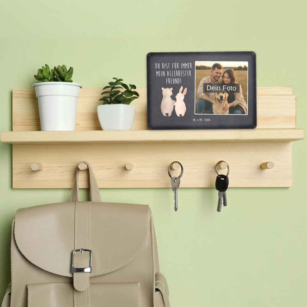 Spersonalizowany metalowy szyld ze zdjęciem Niedźwiedź i królik Przytulać Retro Blechschild Mit Bild, Metallschild Mit Foto, Blechschild Wohnzimmer Mit Bild, Personalisierte Wanddeko Aus Metall Mit Foto, Foto-Blechschild Für Zuhause, Nostalgieschild Mit Foto, Personalisierbares Blechschild Mit Foto, Blechschild Mit Wunschfoto, Blechschild Mit Bild Und Namen, Blechschild Zum Hinstellen Mit Bild, Blechschild Für Garten Mit Foto, Türschild Mit Bild, Design Blechschild Mit Bild, Blechschild Für Freunde Mit Wunschfoto, Blechschild Küche Mit Foto, Wandschild Mit Foto, Blechschild Mit Eigenem Bild, Blechschild Zum Aufhängen Mit Foto, Blechschild Mit Fotodruck, Lustiges Blechschild Mit Foto, Blechschild Mit Foto, Spruchschild Mit Foto, Blechschild Für Frauen Mit Bild, Vintage Blechschild Mit Wunschfoto, Blechschild Für Balkon Mit Wunschbild, Dekoschild Metall Mit Foto, Blechschild Handgemacht Mit Foto, Metallschild Mit Wunschfoto, Blechschild Für Männer Mit Foto, Blechschild Als Geschenk Mit Bild, Liebe, Partner, Freund, Freundin, Ehemann, Ehefrau, Heiraten, Verlobung, Heiratsantrag, Liebesgeschenk, Jahrestag, Hocheitstag, Bär, Freunde, Hase, bester Freund, best friends, Bärchen