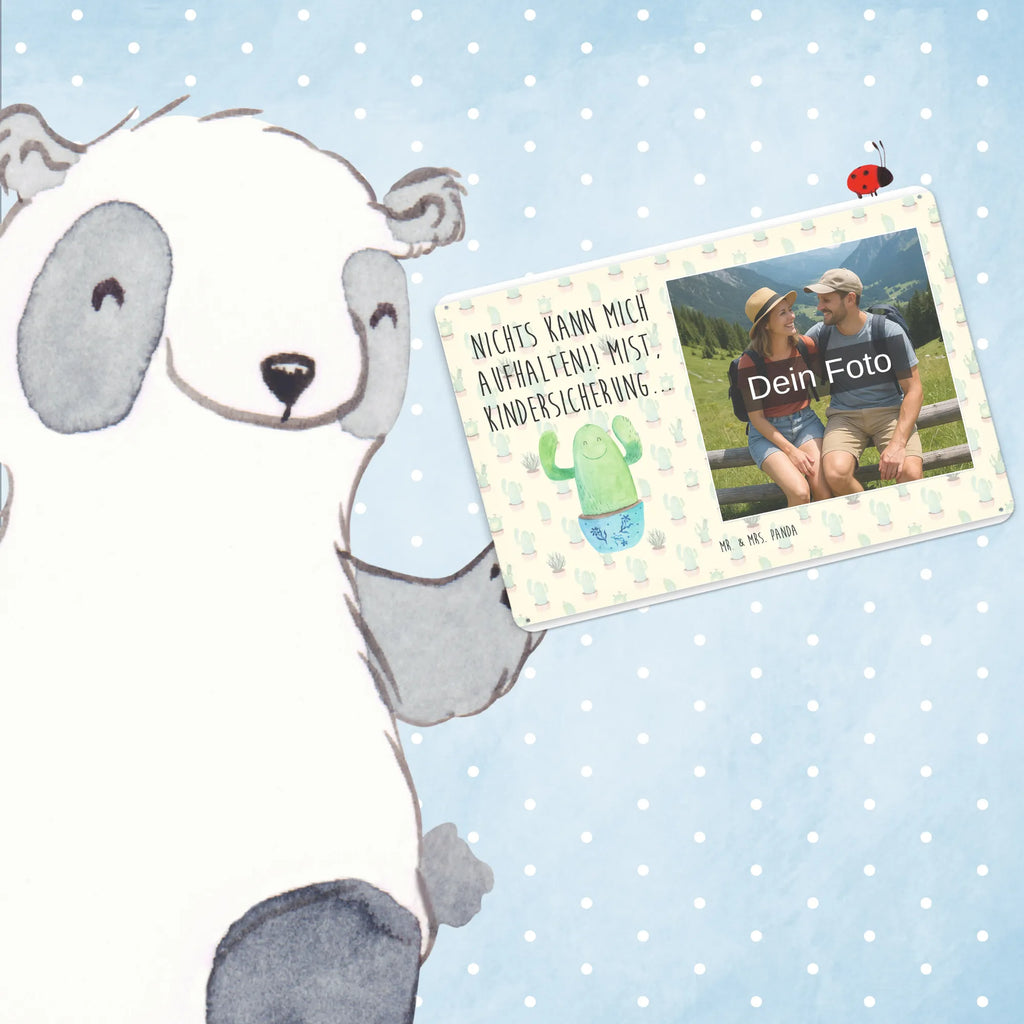 Personalisiertes Foto Blechschild Kaktus Happy Blechschild Handgemacht Mit Foto, Blechschild Mit Eigenem Bild, Blechschild Küche Mit Foto, Blechschild Mit Bild Und Namen, Vintage Blechschild Mit Wunschfoto, Wandschild Mit Foto, Blechschild Für Garten Mit Foto, Blechschild Zum Hinstellen Mit Bild, Blechschild Für Balkon Mit Wunschbild, Design Blechschild Mit Bild, Blechschild Für Frauen Mit Bild, Personalisierbares Blechschild Mit Foto, Spruchschild Mit Foto, Türschild Mit Bild, Blechschild Für Männer Mit Foto, Lustiges Blechschild Mit Foto, Blechschild Wohnzimmer Mit Bild, Retro Blechschild Mit Bild, Personalisierte Wanddeko Aus Metall Mit Foto, Foto-Blechschild Für Zuhause, Dekoschild Metall Mit Foto, Metallschild Mit Wunschfoto, Blechschild Als Geschenk Mit Bild, Blechschild Mit Fotodruck, Nostalgieschild Mit Foto, Metallschild Mit Foto, Blechschild Mit Wunschfoto, Blechschild Mit Foto, Blechschild Zum Aufhängen Mit Foto, Blechschild Für Freunde Mit Wunschfoto, Kaktus, Kakteen, lustig, Kollege, Büroalltag, Mutter, Spruch, Neustart, Kollegin, Ausbildung, Freundin, Kindersicherung, Motivation, Büro, Familie