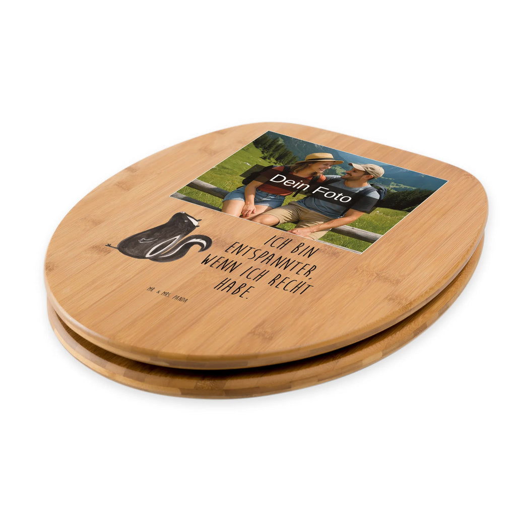 Personalisierter Foto WC Sitz Motiv Stinktier Sitzen Personalisierter WC-Sitz, WC Sitz mit Namen, Personalisierter Klodeckel, Personalisierter Toilettendeckel mit Foto, Personalisierte Klobrille, Toilettendeckel mit Namen, Stinktier, Skunk, Stinker, Wildtier, Spruch, Recht, Raubtier, Stinki, Besserwisser, Büro