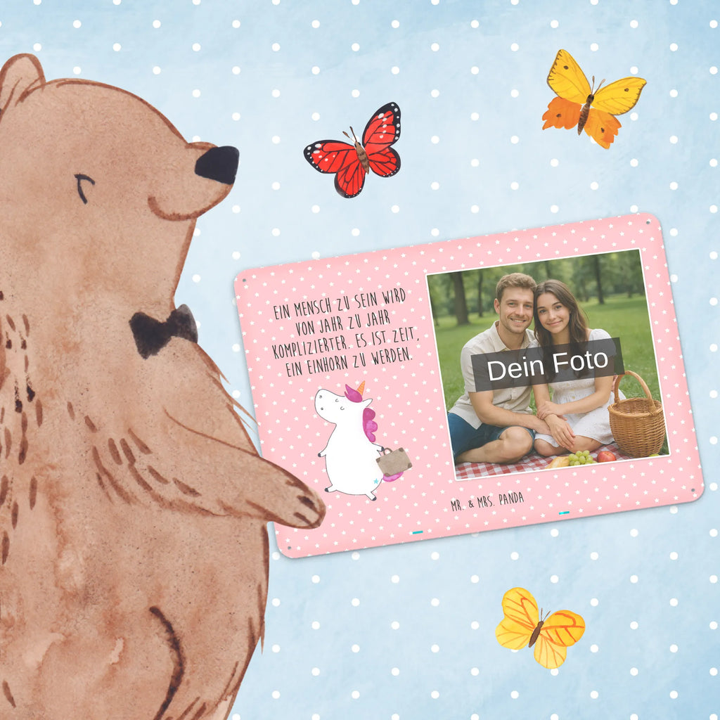 Personalisiertes Foto Blechschild Einhorn Koffer Blechschild Zum Aufhängen Mit Foto, Spruchschild Mit Foto, Blechschild Mit Fotodruck, Blechschild Für Männer Mit Foto, Metallschild Mit Foto, Blechschild Zum Hinstellen Mit Bild, Türschild Mit Bild, Blechschild Für Freunde Mit Wunschfoto, Blechschild Für Garten Mit Foto, Blechschild Mit Foto, Lustiges Blechschild Mit Foto, Wandschild Mit Foto, Blechschild Als Geschenk Mit Bild, Blechschild Handgemacht Mit Foto, Metallschild Mit Wunschfoto, Blechschild Mit Bild Und Namen, Personalisierbares Blechschild Mit Foto, Vintage Blechschild Mit Wunschfoto, Dekoschild Metall Mit Foto, Retro Blechschild Mit Bild, Blechschild Für Frauen Mit Bild, Foto-Blechschild Für Zuhause, Design Blechschild Mit Bild, Blechschild Für Balkon Mit Wunschbild, Nostalgieschild Mit Foto, Personalisierte Wanddeko Aus Metall Mit Foto, Blechschild Küche Mit Foto, Blechschild Mit Wunschfoto, Blechschild Mit Eigenem Bild, Blechschild Wohnzimmer Mit Bild, Einhorn, Einhörner, Einhorn Deko, Unicorn, lustig, Koffer, Kind, Verreisen, witzig, Gepäck, albern, Reise, Spaß, Abenteuer, unicorn, Erwachsen