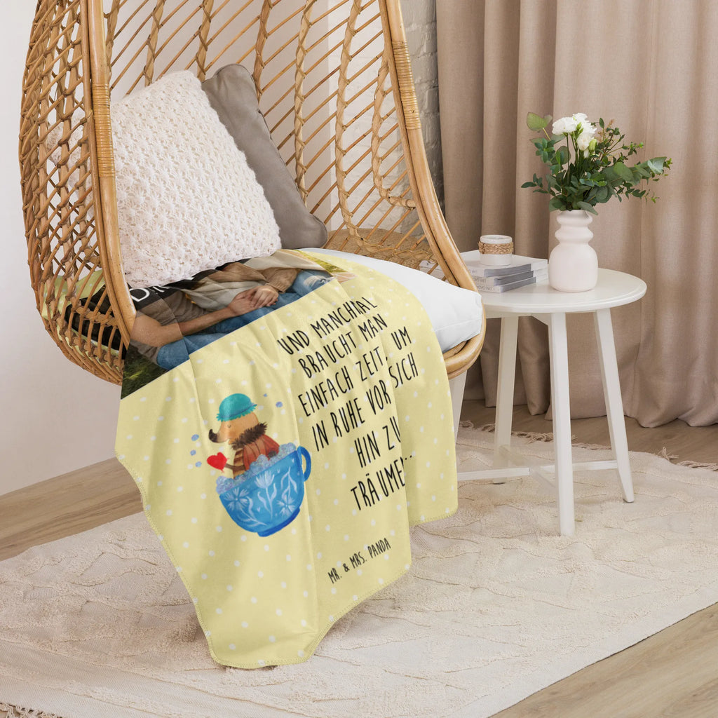 Sherpa Photo Cuddle Blanket Moth foam bath Foto Kuscheldecke, Tiermotive, Gute Laune, lustige Sprüche, Tiere, verträumt, Bad, Zeitmanagement, Schaumbad, Ziele, Baden, WC, Tasse, Badezimmerdeko, Träumen, Badezimmer, Nachtfalter