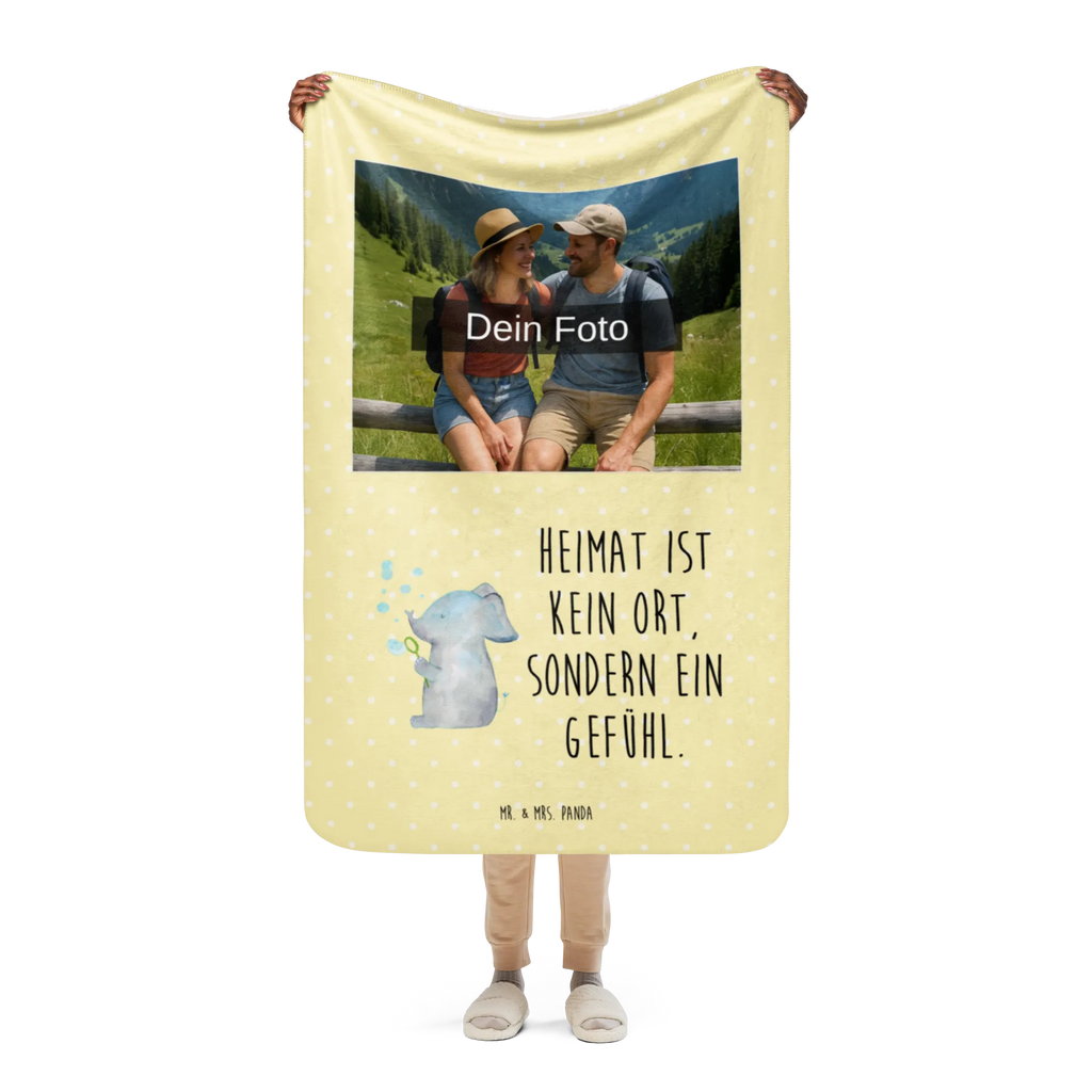 Sherpa Foto Kuscheldecke Elefant Seifenblasen Foto Kuscheldecke, Tiermotive, Gute Laune, lustige Sprüche, Tiere, Elefanten, Liebe, Dickhäuter, Liebesspruch, Liebesbeweis, Elefant, Rüsseltier, Heimat, Seifenblasen, Gefühl. Daheim