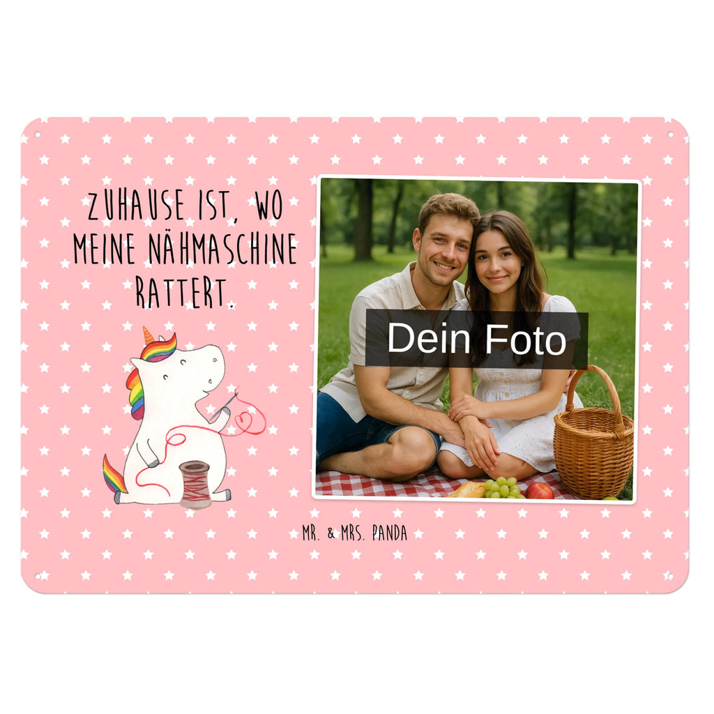Spersonalizowany metalowy szyld ze zdjęciem Jednorożec krawcowa Blechschild Mit Bild Und Namen, Blechschild Wohnzimmer Mit Bild, Personalisierbares Blechschild Mit Foto, Design Blechschild Mit Bild, Blechschild Für Balkon Mit Wunschbild, Blechschild Für Männer Mit Foto, Retro Blechschild Mit Bild, Spruchschild Mit Foto, Dekoschild Metall Mit Foto, Blechschild Für Freunde Mit Wunschfoto, Blechschild Mit Eigenem Bild, Blechschild Für Frauen Mit Bild, Metallschild Mit Wunschfoto, Blechschild Mit Fotodruck, Foto-Blechschild Für Zuhause, Wandschild Mit Foto, Blechschild Küche Mit Foto, Personalisierte Wanddeko Aus Metall Mit Foto, Blechschild Für Garten Mit Foto, Vintage Blechschild Mit Wunschfoto, Blechschild Mit Foto, Blechschild Handgemacht Mit Foto, Blechschild Zum Hinstellen Mit Bild, Nostalgieschild Mit Foto, Metallschild Mit Foto, Blechschild Mit Wunschfoto, Türschild Mit Bild, Blechschild Als Geschenk Mit Bild, Lustiges Blechschild Mit Foto, Blechschild Zum Aufhängen Mit Foto, Einhorn, Einhörner, Einhorn Deko, Unicorn, Nähzimmer, Näherin, Freundin, nähen, Stricken, basteln, Häkeln, Mädchen