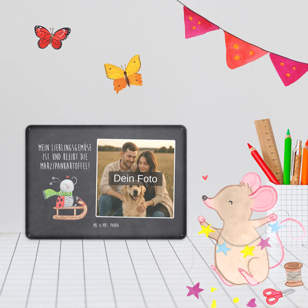 Personalized Photo Metal Sign Smörle sledding Blechschild Mit Wunschfoto, Blechschild Mit Bild Und Namen, Blechschild Zum Aufhängen Mit Foto, Wandschild Mit Foto, Nostalgieschild Mit Foto, Türschild Mit Bild, Blechschild Mit Eigenem Bild, Blechschild Als Geschenk Mit Bild, Blechschild Für Frauen Mit Bild, Spruchschild Mit Foto, Blechschild Mit Foto, Metallschild Mit Foto, Blechschild Für Garten Mit Foto, Blechschild Für Freunde Mit Wunschfoto, Blechschild Handgemacht Mit Foto, Metallschild Mit Wunschfoto, Vintage Blechschild Mit Wunschfoto, Retro Blechschild Mit Bild, Lustiges Blechschild Mit Foto, Blechschild Für Balkon Mit Wunschbild, Personalisierbares Blechschild Mit Foto, Foto-Blechschild Für Zuhause, Blechschild Wohnzimmer Mit Bild, Blechschild Mit Fotodruck, Blechschild Zum Hinstellen Mit Bild, Personalisierte Wanddeko Aus Metall Mit Foto, Blechschild Küche Mit Foto, Blechschild Für Männer Mit Foto, Dekoschild Metall Mit Foto, Design Blechschild Mit Bild, Winter, Weihnachten, Weihnachtsdeko, Nikolaus, Advent, Heiligabend, Wintermotiv, Schlittenfahren, Smörle, Marzipan