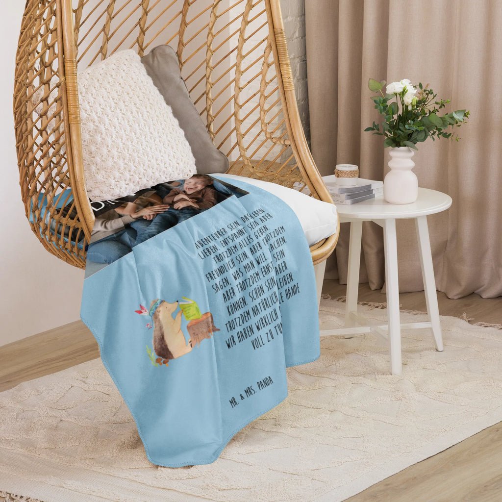 Sherpa Photo Cuddle Blanket Hedgehog feather headdress Foto Kuscheldecke, Waldtiere, Tiere, Igel, Indianer, Camping, Lagerfeuer, Abenteuer