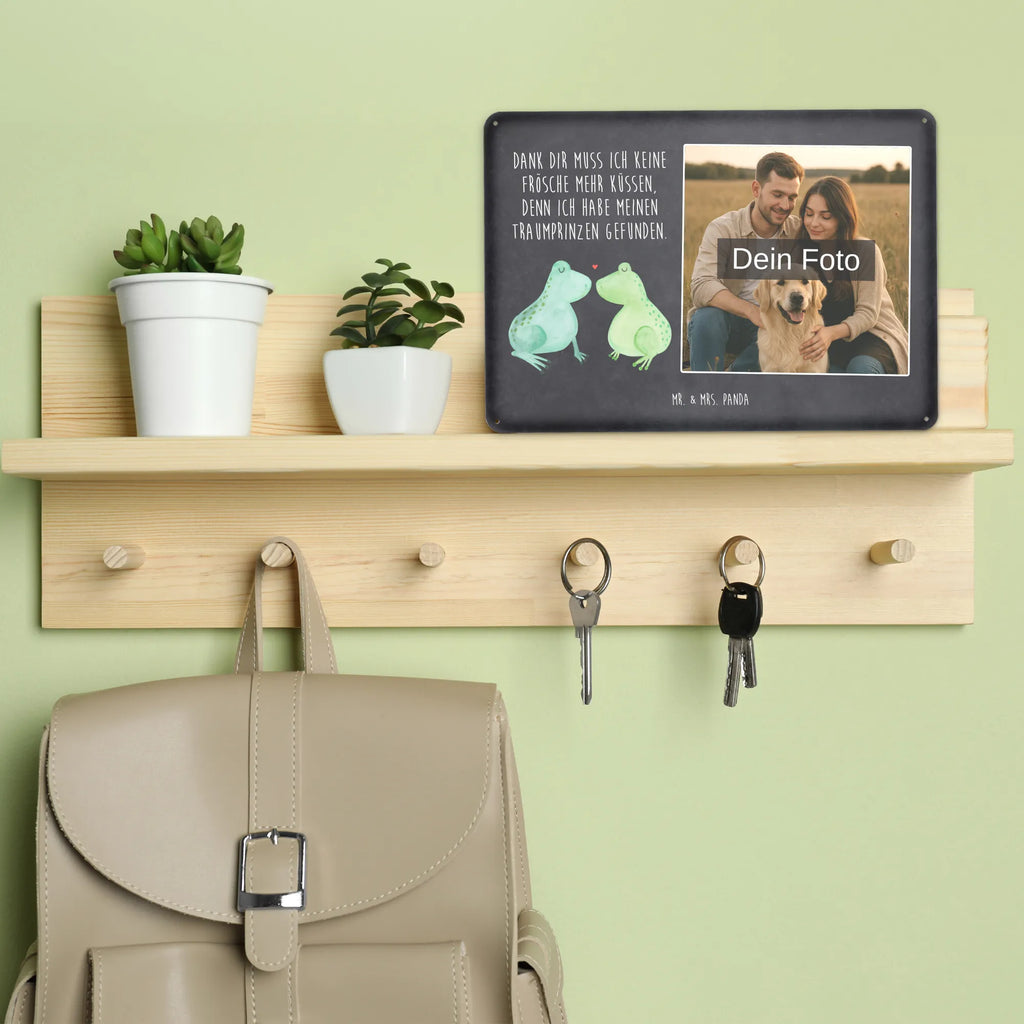 Personalized Photo Metal Sign Frogs in love Vintage Blechschild Mit Wunschfoto, Blechschild Mit Eigenem Bild, Blechschild Für Frauen Mit Bild, Blechschild Handgemacht Mit Foto, Foto-Blechschild Für Zuhause, Lustiges Blechschild Mit Foto, Blechschild Für Männer Mit Foto, Blechschild Für Garten Mit Foto, Personalisierte Wanddeko Aus Metall Mit Foto, Nostalgieschild Mit Foto, Personalisierbares Blechschild Mit Foto, Wandschild Mit Foto, Blechschild Als Geschenk Mit Bild, Türschild Mit Bild, Metallschild Mit Foto, Blechschild Küche Mit Foto, Blechschild Mit Wunschfoto, Blechschild Mit Foto, Blechschild Mit Bild Und Namen, Blechschild Mit Fotodruck, Blechschild Wohnzimmer Mit Bild, Blechschild Zum Aufhängen Mit Foto, Blechschild Für Balkon Mit Wunschbild, Design Blechschild Mit Bild, Blechschild Zum Hinstellen Mit Bild, Spruchschild Mit Foto, Dekoschild Metall Mit Foto, Metallschild Mit Wunschfoto, Retro Blechschild Mit Bild, Blechschild Für Freunde Mit Wunschfoto, Liebe, Partner, Freund, Freundin, Ehemann, Ehefrau, Heiraten, Verlobung, Heiratsantrag, Liebesgeschenk, Jahrestag, Hocheitstag, Verheiratet, Geschenk Hochzeit, Frösche, Verlobt, Verliebt, Geschenk Freundin, Frosch, Liebesbeweis, Hochzeitstag, Geschenk Freund, Fröschchen, Froschkönig