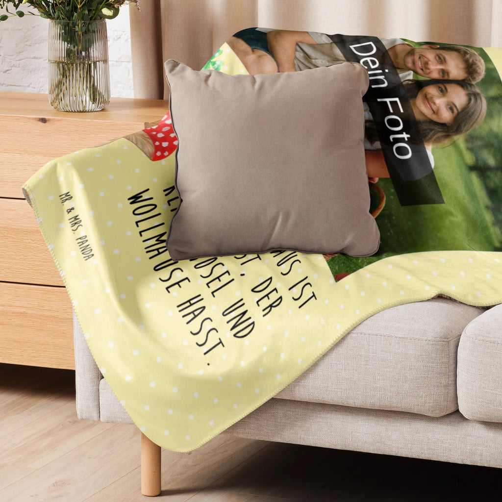 Sherpa Photo Cuddle Blanket ladybug toadstool Foto Kuscheldecke, Tiermotive, Gute Laune, lustige Sprüche, Tiere, Wohnung, zuhause, Fleigenpilzhaus, Haus, Fliegenpilz, Marienkäfer