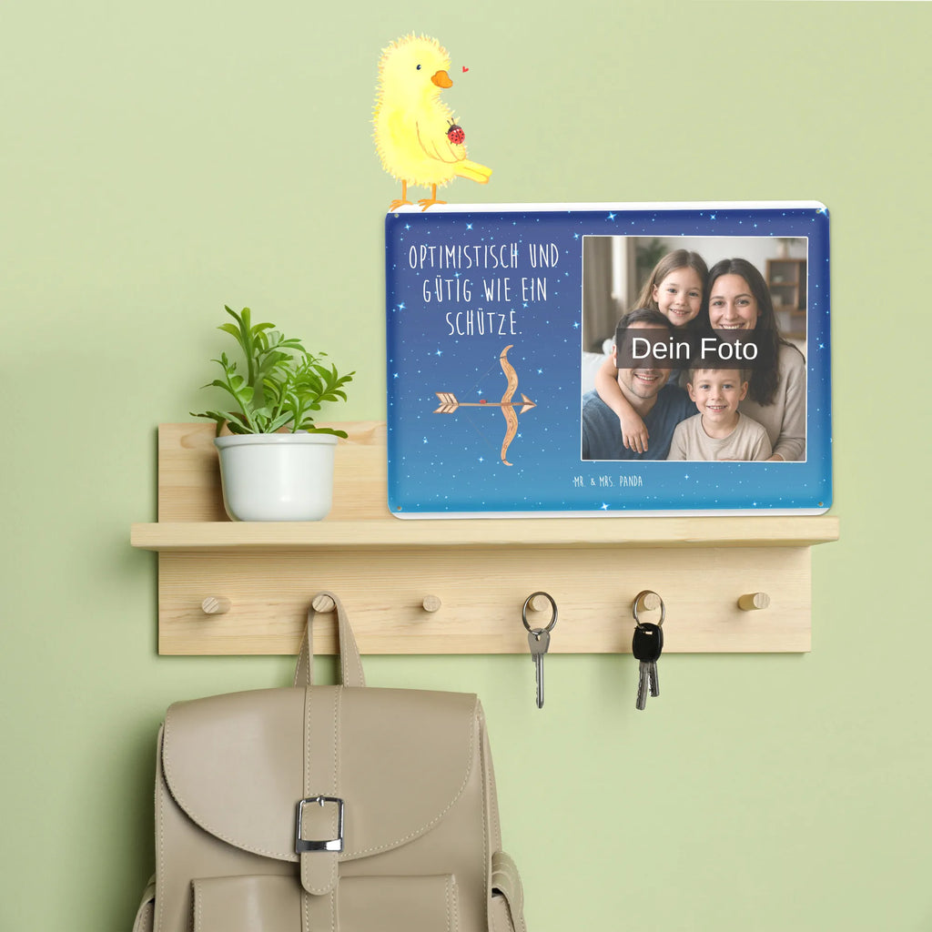 Personalisiertes Foto Blechschild Sternzeichen Schütze Türschild Mit Bild, Metallschild Mit Foto, Blechschild Für Garten Mit Foto, Blechschild Mit Bild Und Namen, Blechschild Für Freunde Mit Wunschfoto, Foto-Blechschild Für Zuhause, Personalisierbares Blechschild Mit Foto, Blechschild Zum Aufhängen Mit Foto, Blechschild Als Geschenk Mit Bild, Blechschild Mit Wunschfoto, Blechschild Mit Eigenem Bild, Design Blechschild Mit Bild, Nostalgieschild Mit Foto, Blechschild Wohnzimmer Mit Bild, Blechschild Mit Fotodruck, Blechschild Für Balkon Mit Wunschbild, Vintage Blechschild Mit Wunschfoto, Blechschild Für Frauen Mit Bild, Metallschild Mit Wunschfoto, Blechschild Mit Foto, Lustiges Blechschild Mit Foto, Retro Blechschild Mit Bild, Personalisierte Wanddeko Aus Metall Mit Foto, Blechschild Für Männer Mit Foto, Wandschild Mit Foto, Dekoschild Metall Mit Foto, Spruchschild Mit Foto, Blechschild Zum Hinstellen Mit Bild, Blechschild Küche Mit Foto, Blechschild Handgemacht Mit Foto, Tierkreiszeichen, Sternzeichen, Horoskop, Astrologie, Aszendent, Schütze Sternzeichen, Schütze, Geburtstag November, Schütze Geschenk, Geschenk Schützenfest, Geschenk November, Geschenk Dezember, Geburtstag Dezember