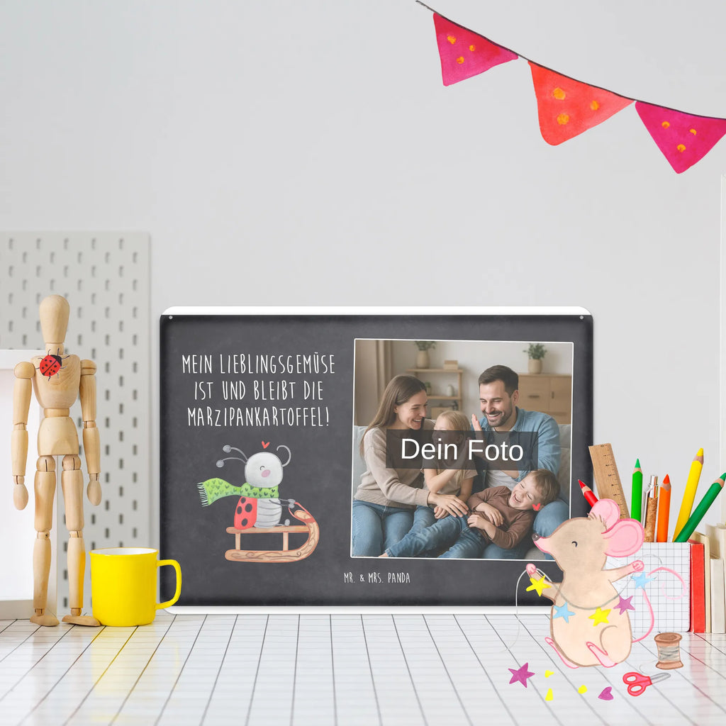 Personalized Photo Metal Sign Smörle sledding Blechschild Mit Wunschfoto, Blechschild Mit Bild Und Namen, Blechschild Zum Aufhängen Mit Foto, Wandschild Mit Foto, Nostalgieschild Mit Foto, Türschild Mit Bild, Blechschild Mit Eigenem Bild, Blechschild Als Geschenk Mit Bild, Blechschild Für Frauen Mit Bild, Spruchschild Mit Foto, Blechschild Mit Foto, Metallschild Mit Foto, Blechschild Für Garten Mit Foto, Blechschild Für Freunde Mit Wunschfoto, Blechschild Handgemacht Mit Foto, Metallschild Mit Wunschfoto, Vintage Blechschild Mit Wunschfoto, Retro Blechschild Mit Bild, Lustiges Blechschild Mit Foto, Blechschild Für Balkon Mit Wunschbild, Personalisierbares Blechschild Mit Foto, Foto-Blechschild Für Zuhause, Blechschild Wohnzimmer Mit Bild, Blechschild Mit Fotodruck, Blechschild Zum Hinstellen Mit Bild, Personalisierte Wanddeko Aus Metall Mit Foto, Blechschild Küche Mit Foto, Blechschild Für Männer Mit Foto, Dekoschild Metall Mit Foto, Design Blechschild Mit Bild, Winter, Weihnachten, Weihnachtsdeko, Nikolaus, Advent, Heiligabend, Wintermotiv, Schlittenfahren, Smörle, Marzipan