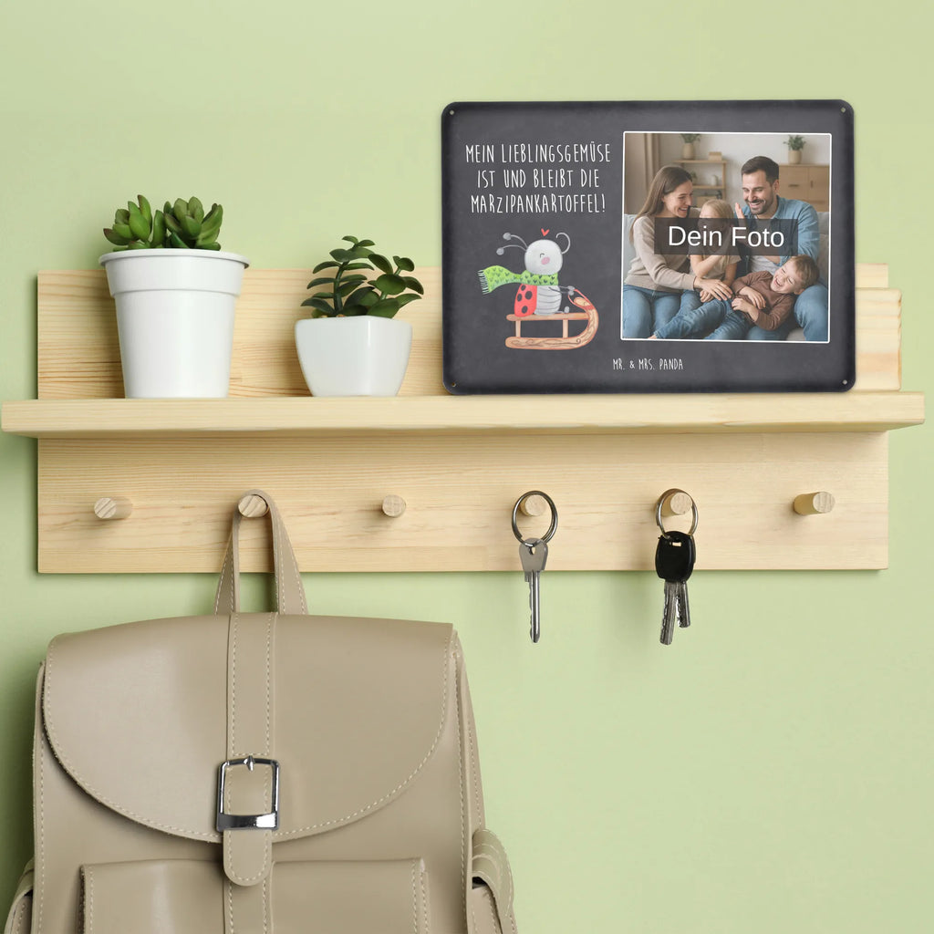 Personalized Photo Metal Sign Smörle sledding Blechschild Mit Wunschfoto, Blechschild Mit Bild Und Namen, Blechschild Zum Aufhängen Mit Foto, Wandschild Mit Foto, Nostalgieschild Mit Foto, Türschild Mit Bild, Blechschild Mit Eigenem Bild, Blechschild Als Geschenk Mit Bild, Blechschild Für Frauen Mit Bild, Spruchschild Mit Foto, Blechschild Mit Foto, Metallschild Mit Foto, Blechschild Für Garten Mit Foto, Blechschild Für Freunde Mit Wunschfoto, Blechschild Handgemacht Mit Foto, Metallschild Mit Wunschfoto, Vintage Blechschild Mit Wunschfoto, Retro Blechschild Mit Bild, Lustiges Blechschild Mit Foto, Blechschild Für Balkon Mit Wunschbild, Personalisierbares Blechschild Mit Foto, Foto-Blechschild Für Zuhause, Blechschild Wohnzimmer Mit Bild, Blechschild Mit Fotodruck, Blechschild Zum Hinstellen Mit Bild, Personalisierte Wanddeko Aus Metall Mit Foto, Blechschild Küche Mit Foto, Blechschild Für Männer Mit Foto, Dekoschild Metall Mit Foto, Design Blechschild Mit Bild, Winter, Weihnachten, Weihnachtsdeko, Nikolaus, Advent, Heiligabend, Wintermotiv, Schlittenfahren, Smörle, Marzipan