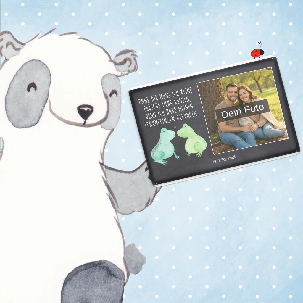 Personalized Photo Metal Sign Frogs in love Vintage Blechschild Mit Wunschfoto, Blechschild Mit Eigenem Bild, Blechschild Für Frauen Mit Bild, Blechschild Handgemacht Mit Foto, Foto-Blechschild Für Zuhause, Lustiges Blechschild Mit Foto, Blechschild Für Männer Mit Foto, Blechschild Für Garten Mit Foto, Personalisierte Wanddeko Aus Metall Mit Foto, Nostalgieschild Mit Foto, Personalisierbares Blechschild Mit Foto, Wandschild Mit Foto, Blechschild Als Geschenk Mit Bild, Türschild Mit Bild, Metallschild Mit Foto, Blechschild Küche Mit Foto, Blechschild Mit Wunschfoto, Blechschild Mit Foto, Blechschild Mit Bild Und Namen, Blechschild Mit Fotodruck, Blechschild Wohnzimmer Mit Bild, Blechschild Zum Aufhängen Mit Foto, Blechschild Für Balkon Mit Wunschbild, Design Blechschild Mit Bild, Blechschild Zum Hinstellen Mit Bild, Spruchschild Mit Foto, Dekoschild Metall Mit Foto, Metallschild Mit Wunschfoto, Retro Blechschild Mit Bild, Blechschild Für Freunde Mit Wunschfoto, Liebe, Partner, Freund, Freundin, Ehemann, Ehefrau, Heiraten, Verlobung, Heiratsantrag, Liebesgeschenk, Jahrestag, Hocheitstag, Verheiratet, Geschenk Hochzeit, Frösche, Verlobt, Verliebt, Geschenk Freundin, Frosch, Liebesbeweis, Hochzeitstag, Geschenk Freund, Fröschchen, Froschkönig