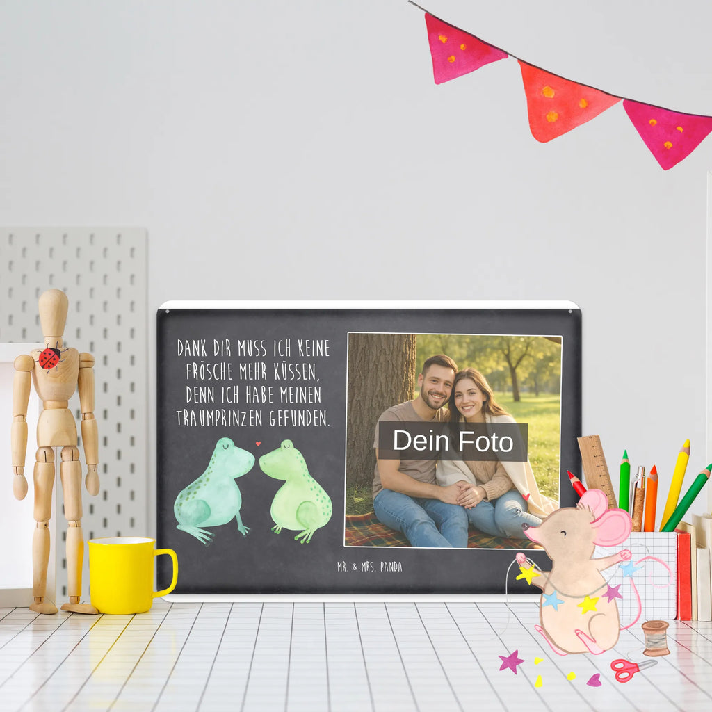 Personalized Photo Metal Sign Frogs in love Vintage Blechschild Mit Wunschfoto, Blechschild Mit Eigenem Bild, Blechschild Für Frauen Mit Bild, Blechschild Handgemacht Mit Foto, Foto-Blechschild Für Zuhause, Lustiges Blechschild Mit Foto, Blechschild Für Männer Mit Foto, Blechschild Für Garten Mit Foto, Personalisierte Wanddeko Aus Metall Mit Foto, Nostalgieschild Mit Foto, Personalisierbares Blechschild Mit Foto, Wandschild Mit Foto, Blechschild Als Geschenk Mit Bild, Türschild Mit Bild, Metallschild Mit Foto, Blechschild Küche Mit Foto, Blechschild Mit Wunschfoto, Blechschild Mit Foto, Blechschild Mit Bild Und Namen, Blechschild Mit Fotodruck, Blechschild Wohnzimmer Mit Bild, Blechschild Zum Aufhängen Mit Foto, Blechschild Für Balkon Mit Wunschbild, Design Blechschild Mit Bild, Blechschild Zum Hinstellen Mit Bild, Spruchschild Mit Foto, Dekoschild Metall Mit Foto, Metallschild Mit Wunschfoto, Retro Blechschild Mit Bild, Blechschild Für Freunde Mit Wunschfoto, Liebe, Partner, Freund, Freundin, Ehemann, Ehefrau, Heiraten, Verlobung, Heiratsantrag, Liebesgeschenk, Jahrestag, Hocheitstag, Verheiratet, Geschenk Hochzeit, Frösche, Verlobt, Verliebt, Geschenk Freundin, Frosch, Liebesbeweis, Hochzeitstag, Geschenk Freund, Fröschchen, Froschkönig