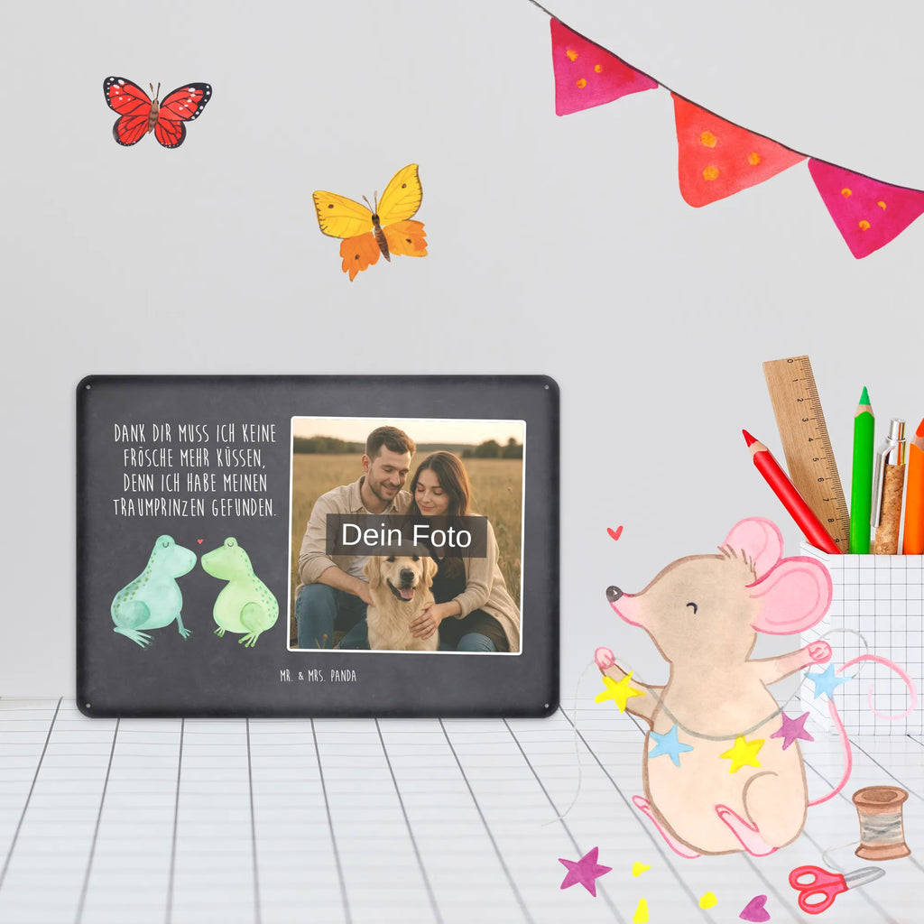 Personalized Photo Metal Sign Frogs in love Vintage Blechschild Mit Wunschfoto, Blechschild Mit Eigenem Bild, Blechschild Für Frauen Mit Bild, Blechschild Handgemacht Mit Foto, Foto-Blechschild Für Zuhause, Lustiges Blechschild Mit Foto, Blechschild Für Männer Mit Foto, Blechschild Für Garten Mit Foto, Personalisierte Wanddeko Aus Metall Mit Foto, Nostalgieschild Mit Foto, Personalisierbares Blechschild Mit Foto, Wandschild Mit Foto, Blechschild Als Geschenk Mit Bild, Türschild Mit Bild, Metallschild Mit Foto, Blechschild Küche Mit Foto, Blechschild Mit Wunschfoto, Blechschild Mit Foto, Blechschild Mit Bild Und Namen, Blechschild Mit Fotodruck, Blechschild Wohnzimmer Mit Bild, Blechschild Zum Aufhängen Mit Foto, Blechschild Für Balkon Mit Wunschbild, Design Blechschild Mit Bild, Blechschild Zum Hinstellen Mit Bild, Spruchschild Mit Foto, Dekoschild Metall Mit Foto, Metallschild Mit Wunschfoto, Retro Blechschild Mit Bild, Blechschild Für Freunde Mit Wunschfoto, Liebe, Partner, Freund, Freundin, Ehemann, Ehefrau, Heiraten, Verlobung, Heiratsantrag, Liebesgeschenk, Jahrestag, Hocheitstag, Verheiratet, Geschenk Hochzeit, Frösche, Verlobt, Verliebt, Geschenk Freundin, Frosch, Liebesbeweis, Hochzeitstag, Geschenk Freund, Fröschchen, Froschkönig