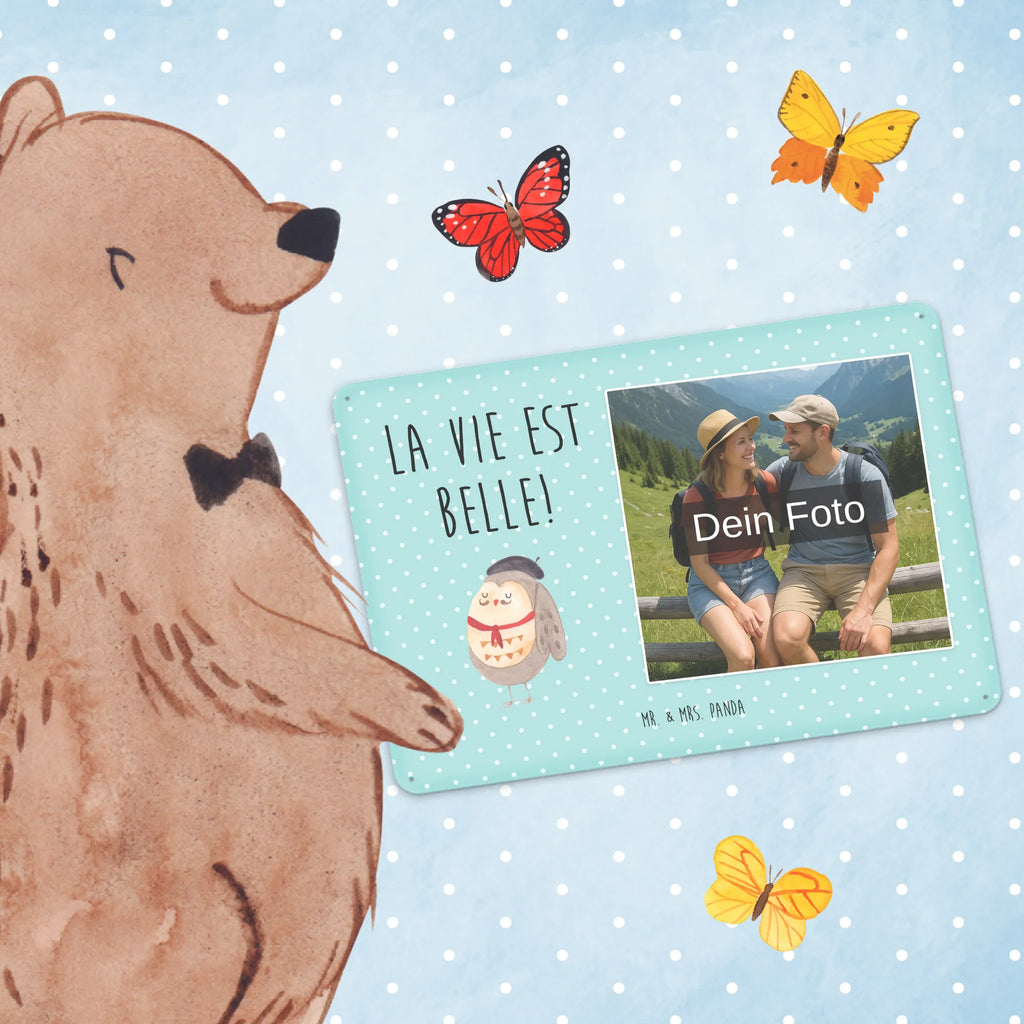 Personalisiertes Foto Blechschild Eule Frankreich Retro Blechschild Mit Bild, Personalisierte Wanddeko Aus Metall Mit Foto, Blechschild Für Frauen Mit Bild, Blechschild Für Männer Mit Foto, Nostalgieschild Mit Foto, Foto-Blechschild Für Zuhause, Blechschild Als Geschenk Mit Bild, Personalisierbares Blechschild Mit Foto, Blechschild Mit Fotodruck, Spruchschild Mit Foto, Blechschild Wohnzimmer Mit Bild, Vintage Blechschild Mit Wunschfoto, Blechschild Zum Aufhängen Mit Foto, Blechschild Mit Wunschfoto, Blechschild Zum Hinstellen Mit Bild, Metallschild Mit Foto, Metallschild Mit Wunschfoto, Blechschild Mit Bild Und Namen, Dekoschild Metall Mit Foto, Blechschild Küche Mit Foto, Lustiges Blechschild Mit Foto, Wandschild Mit Foto, Design Blechschild Mit Bild, Blechschild Handgemacht Mit Foto, Blechschild Für Freunde Mit Wunschfoto, Blechschild Für Garten Mit Foto, Blechschild Mit Foto, Blechschild Für Balkon Mit Wunschbild, Türschild Mit Bild, Blechschild Mit Eigenem Bild, Eule, Frankreich, das Leben ist schön, Spruch Französisch, Spruch schön, Owl, hibou, La vie est belle, Eule Deko, Eulen