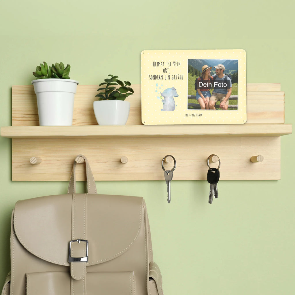 Personalisiertes Foto Blechschild Elefant Seifenblasen Blechschild Mit Wunschfoto, Blechschild Für Männer Mit Foto, Lustiges Blechschild Mit Foto, Blechschild Mit Bild Und Namen, Personalisierte Wanddeko Aus Metall Mit Foto, Vintage Blechschild Mit Wunschfoto, Blechschild Zum Aufhängen Mit Foto, Blechschild Mit Eigenem Bild, Blechschild Als Geschenk Mit Bild, Nostalgieschild Mit Foto, Türschild Mit Bild, Blechschild Für Garten Mit Foto, Blechschild Zum Hinstellen Mit Bild, Wandschild Mit Foto, Foto-Blechschild Für Zuhause, Personalisierbares Blechschild Mit Foto, Blechschild Handgemacht Mit Foto, Blechschild Mit Foto, Design Blechschild Mit Bild, Blechschild Für Freunde Mit Wunschfoto, Spruchschild Mit Foto, Retro Blechschild Mit Bild, Metallschild Mit Wunschfoto, Blechschild Für Frauen Mit Bild, Blechschild Küche Mit Foto, Blechschild Mit Fotodruck, Metallschild Mit Foto, Dekoschild Metall Mit Foto, Blechschild Wohnzimmer Mit Bild, Blechschild Für Balkon Mit Wunschbild, Tiermotive, Gute Laune, lustige Sprüche, Tiere, Dickhäuter, Seifenblasen, Elefant, Liebesbeweis, Gefühl. Daheim, Liebesspruch, Elefanten, Rüsseltier, Liebe, Heimat