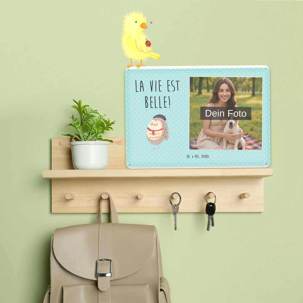 Personalisiertes Foto Blechschild Eule Frankreich Retro Blechschild Mit Bild, Personalisierte Wanddeko Aus Metall Mit Foto, Blechschild Für Frauen Mit Bild, Blechschild Für Männer Mit Foto, Nostalgieschild Mit Foto, Foto-Blechschild Für Zuhause, Blechschild Als Geschenk Mit Bild, Personalisierbares Blechschild Mit Foto, Blechschild Mit Fotodruck, Spruchschild Mit Foto, Blechschild Wohnzimmer Mit Bild, Vintage Blechschild Mit Wunschfoto, Blechschild Zum Aufhängen Mit Foto, Blechschild Mit Wunschfoto, Blechschild Zum Hinstellen Mit Bild, Metallschild Mit Foto, Metallschild Mit Wunschfoto, Blechschild Mit Bild Und Namen, Dekoschild Metall Mit Foto, Blechschild Küche Mit Foto, Lustiges Blechschild Mit Foto, Wandschild Mit Foto, Design Blechschild Mit Bild, Blechschild Handgemacht Mit Foto, Blechschild Für Freunde Mit Wunschfoto, Blechschild Für Garten Mit Foto, Blechschild Mit Foto, Blechschild Für Balkon Mit Wunschbild, Türschild Mit Bild, Blechschild Mit Eigenem Bild, Eule, Frankreich, das Leben ist schön, Spruch Französisch, Spruch schön, Owl, hibou, La vie est belle, Eule Deko, Eulen