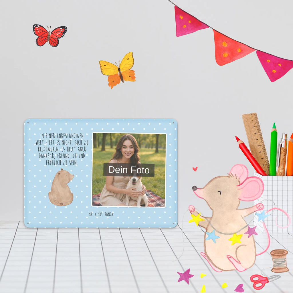 Spersonalizowany metalowy szyld ze zdjęciem niedźwiedź spojrzenie przez ramię Blechschild Für Frauen Mit Bild, Blechschild Für Freunde Mit Wunschfoto, Lustiges Blechschild Mit Foto, Blechschild Handgemacht Mit Foto, Blechschild Mit Bild Und Namen, Blechschild Mit Wunschfoto, Personalisierbares Blechschild Mit Foto, Nostalgieschild Mit Foto, Blechschild Mit Eigenem Bild, Blechschild Mit Fotodruck, Blechschild Zum Hinstellen Mit Bild, Metallschild Mit Foto, Blechschild Für Männer Mit Foto, Design Blechschild Mit Bild, Blechschild Mit Foto, Wandschild Mit Foto, Personalisierte Wanddeko Aus Metall Mit Foto, Foto-Blechschild Für Zuhause, Spruchschild Mit Foto, Retro Blechschild Mit Bild, Blechschild Für Garten Mit Foto, Türschild Mit Bild, Dekoschild Metall Mit Foto, Vintage Blechschild Mit Wunschfoto, Blechschild Zum Aufhängen Mit Foto, Blechschild Wohnzimmer Mit Bild, Blechschild Küche Mit Foto, Blechschild Für Balkon Mit Wunschbild, Blechschild Als Geschenk Mit Bild, Metallschild Mit Wunschfoto, Bär, Teddy, Teddybär, Weisheit, Bärenliebe, Weltansicht, Motivation, Bären, Selbstachtung