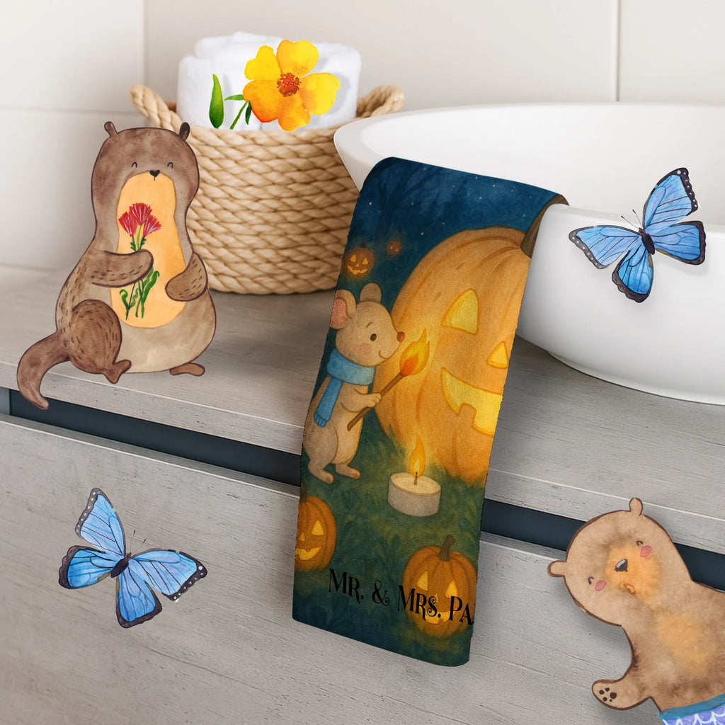 Gästehandtuch Kürbis Maus Design Kleines Handtuch, Handtuch Klein, Gästehandtuch Schwarz, Gästehandtuch Set, Waschhandtuch, Gästehandtuch Weiß, Gästehandtuch Grau, Handtuch Gästeformat, Gästehandtuch Mit Muster, Gästehandtuch Weich, Gästehandtuch Bio Baumwolle, Handtuch Für Gäste-WC, Gästehandtuch Für Hotels, Gästehandtuch Strapazierfähig, Gäste-Tuch, Gästehandtuch Ökologisch, Gästehandtuch Bad, Gästehandtuch Baumwolle, Gästehandtuch Klassisch, Handtuch Gästezimmer, Handtuch Für Toilette, Handtuch Für Gäste, Gästehandtuch Waschbar, Gästehandtuch Modern, Gästehandtuch Mit Bordüre, Gästehandtuch, Gästehandtuch Pflegeleicht, Gästehandtuch Saugfähig, Gästehandtuch Nachhaltig, Gästehandtuch Hochwertig, Gästehandtuch Beige, Gästehandtuch Schnell Trocknend, Gästehandtuch Bunt, Gästehandtücher, Gästehandtuch 30x50, Gästehandtuch Badezimmer, Halloween, Deko, Martinssingen, Dekoration, Geschenke, Schenken, Maus, Kerzen, Kürbis, Süßes sonst gibt's saures, Trick or Treat, Halloween Deko