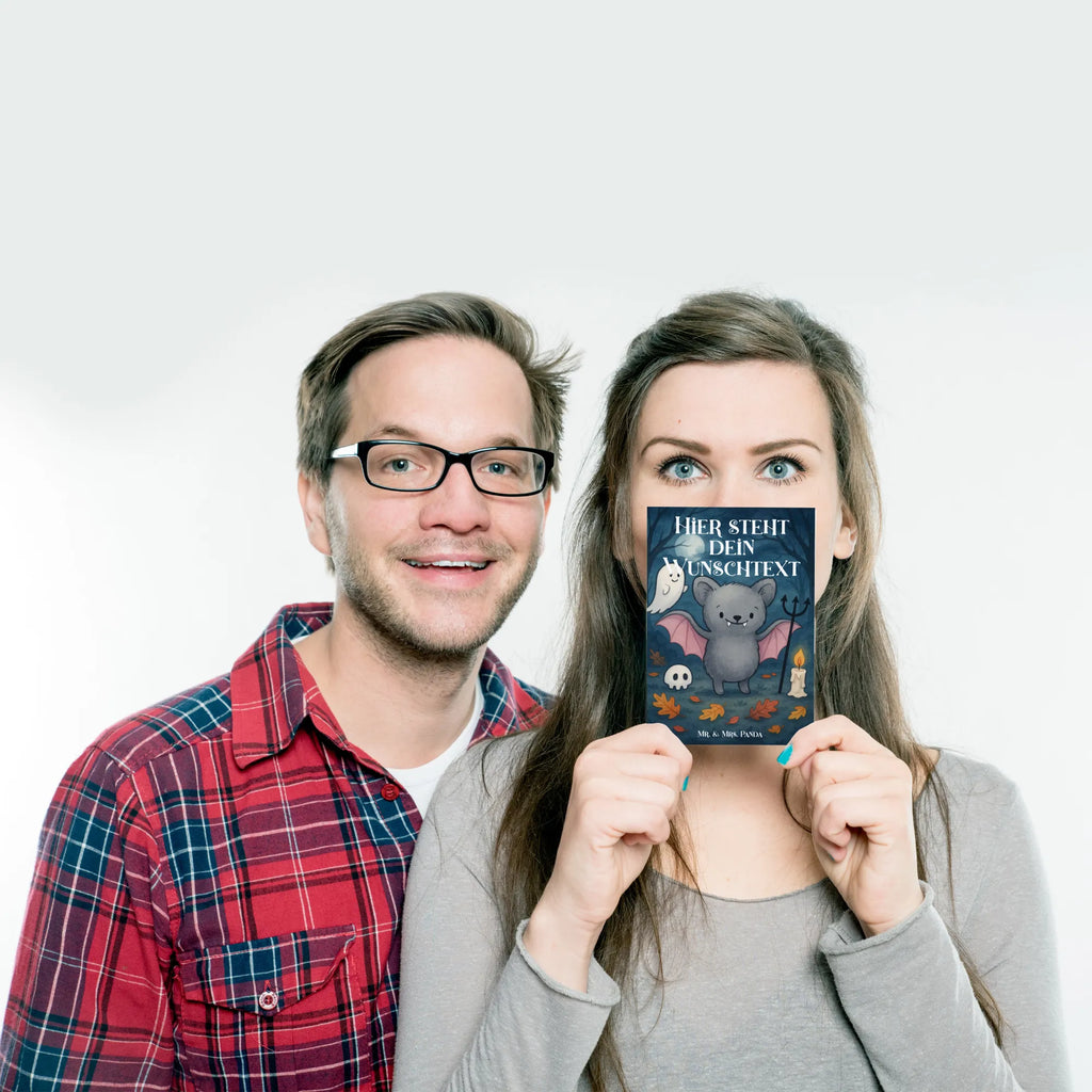 Personalisierte Postkarte Fledermaus Dracula Design Einladung mit Wunschtext, Karte mit Wunschtext, Grußkarte mit Wunschtext, Grußkarte mit Namen, Postkarte mit Namen, Geschenkkarte mit Wunschtext, Geschenkkarte mit Namen, Karte mit Namen, Postkarte mit Wunschtext, Ansichtskarte mit Wunschtext, Ansichtskarte mit Namen, Einladung mit Namen, Postkarte bedrucken, Postkarte personalisierbar, Halloween, Deko, Martinssingen, Dekoration, Geschenke, Schenken
