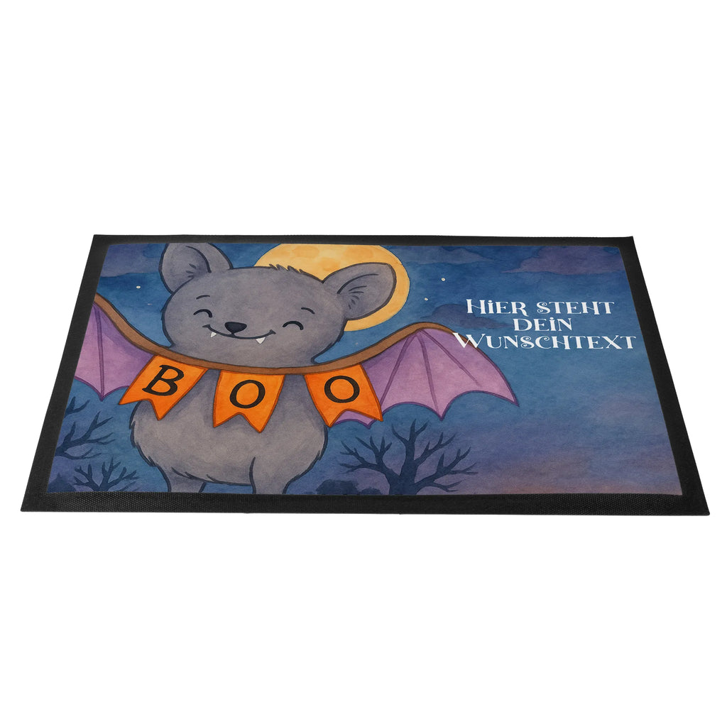 Personalisierte Fußmatte Fledermaus Boo Design Fußmatte bedrucken, Wunschnamen, Bedrucken, Türvorleger mit Namen, Türvorleger personalisiert, Haustürmatte personalisiert, Fußmatte mit Namen, Personalisieruung, Personalisierte Fußmatte, Namensfussmatte, Personalisiert, Halloween, Deko, Martinssingen, Dekoration, Geschenke, Schenken