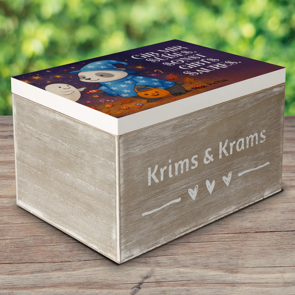 Holzkiste Panda Zauberer Design Kiste, Geschenkbox, Schatzkiste, XXL, Truhe, Aufbewahrungsbox, Holzkiste, Geschenkdose, Erinnerungsbox, Dekokiste, Erinnerungskiste, Schatulle, Halloween, Deko, Martinssingen, Dekoration, Geschenke, Schenken, Gespenst, Halloween Deko, Süßes sonst gibt's saures, Zauberer, Panda, Trick or Treat