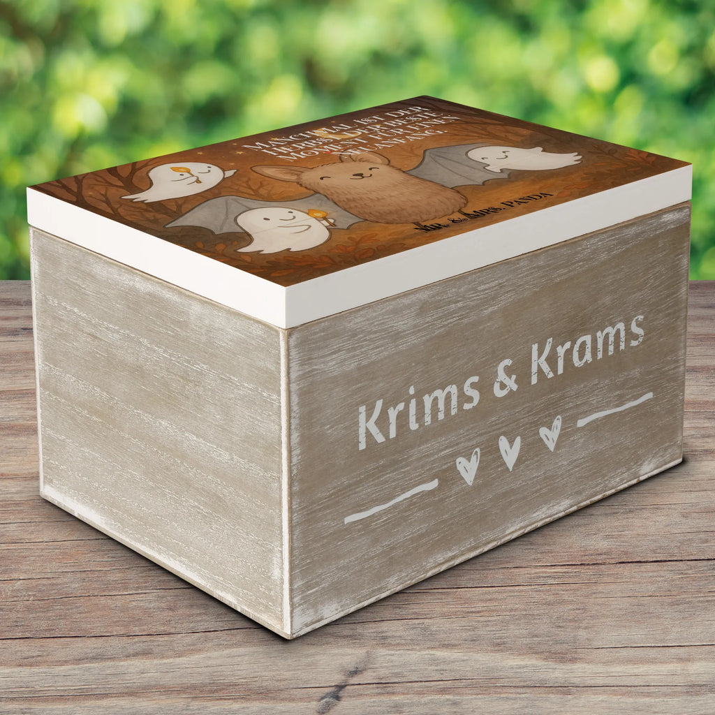 Holzkiste Fledermaus Gespenster Design Schatzkiste, Geschenkdose, Erinnerungsbox, Dekokiste, Erinnerungskiste, Truhe, Aufbewahrungsbox, Holzkiste, XXL, Kiste, Schatulle, Geschenkbox, Halloween, Deko, Martinssingen, Dekoration, Geschenke, Schenken, Fledermaus, Süßes sonst gibt's saures, Halloween Deko, Trick or Treat, Gespenster