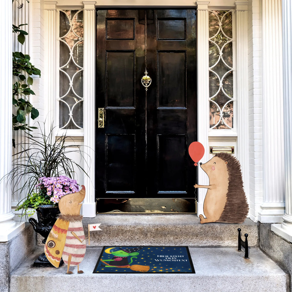 Personalisierte Fußmatte Hexe Fliegt Design Fußmatte bedrucken, Türvorleger mit Namen, Bedrucken, Wunschnamen, Haustürmatte personalisiert, Personalisierte Fußmatte, Türvorleger personalisiert, Namensfussmatte, Personalisiert, Fußmatte mit Namen, Personalisieruung, Halloween, Deko, Martinssingen, Dekoration, Geschenke, Schenken