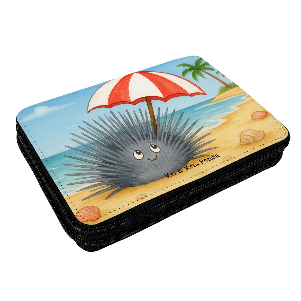 Federmappe Seeigel Design Kinder Federmappe, Schule, Stiftetasche, Grundschule, Motiv, Schülerin, Bestückte Federmappe, Einschulung, Federmäppchen, Federmappe, Stifte Etui, Schüler, Geschenk, Kind, Büro Stifte Etui, Federmäppchen bedruckt, Stifterolle, Federmappe Einschulung, Meerestiere, Meer, Urlaub, Selbstakzeptanz, Seeigel, Achtsamkeit, Leben, Hier und Jetzt, Selbstliebe, Lebe