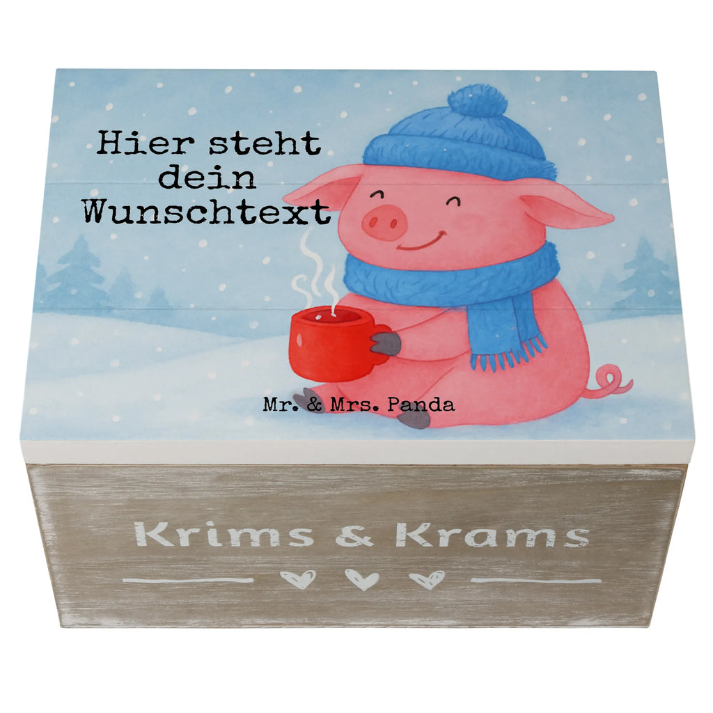 Personalisierte Holzkiste Schweinchen Glühwein Design Erinnerungsbox Personalisiert, Dekokiste Personalisiert, mit Namen, Erinnerungskiste Personalisiert, Dekokiste mit Namen, Schatzkiste mit Namen, GEschenkdose personalisiert, Aufbewahrungsbox Personalisiert, Schatulle Personalisiert, Holzkiste Personalisiert, Aufbewahrungsbox mit Namen, Holzkiste mit Namen, Truhe mit Namen, Schatulle mit Namen, Schatzkiste Personalisiert, Erinnerungskiste, Truhe Personalisiert, Kiste mit Namen, Kiste Personalisiert, Erinnerungsbox mit Namen, Geschenkbox personalisiert, Winter, Weihnachten, Weihnachtsdeko, Nikolaus, Advent, Heiligabend, Wintermotiv, Weihnachtsmarkt, Betrunken, Glühwein, Spruch