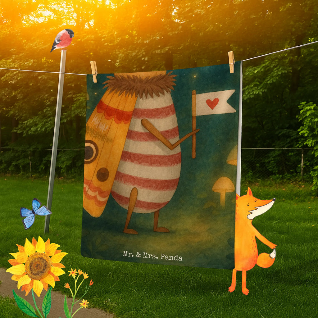 Personalisiertes Badehandtuch Nachtfalter Fähnchen Design Badetuch mit Namen, Saunatuch mit Namen, Duschtuch mit Namen, Kinder Handtuch mit Namen, Personalisiertes Badetuch, Strandtuch mit Namen, Personalisiertes Handtuch, Tiermotive, Gute Laune, lustige Sprüche, Tiere, süß, Was kostet die Welt, Käfer, Nachtfalter, Spruch witzig, Küche Deko, Spruch lustig, niedlich