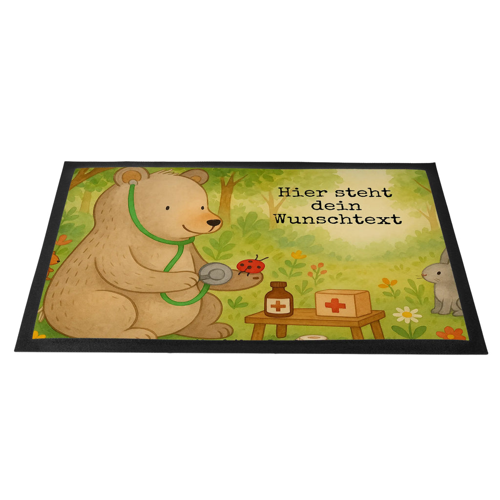 Personalisierte Fußmatte Bär Arzt Design Fußmatte mit Namen, Personalisiert, Namensfussmatte, Personalisierte Fußmatte, Türvorleger mit Namen, Wunschnamen, Türvorleger personalisiert, Fußmatte bedrucken, Personalisieruung, Haustürmatte personalisiert, Bedrucken, Bär, Teddy, Teddybär, Professor, Professorin, Ärztin, Arzt, Doktor, Doktorin