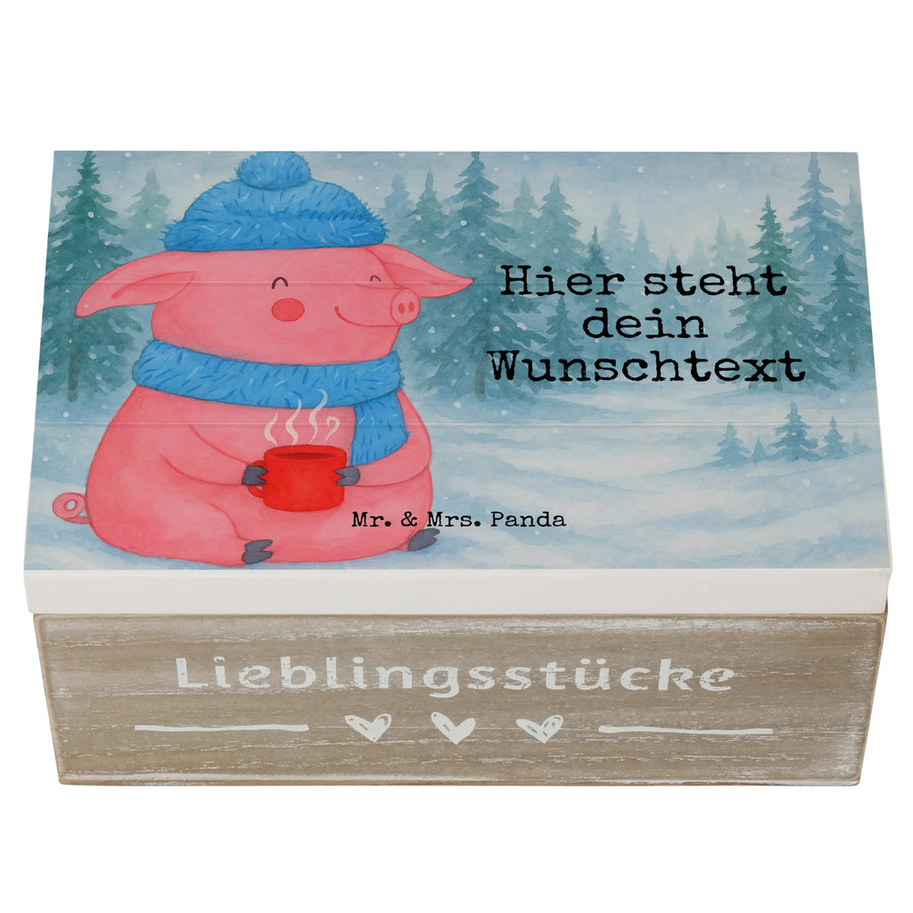 Personalisierte Holzkiste Schwein Glühwein Design Holzkiste mit Namen, Geschenkbox personalisiert, Dekokiste Personalisiert, Kiste mit Namen, Schatulle mit Namen, Erinnerungskiste, Dekokiste mit Namen, mit Namen, Aufbewahrungsbox Personalisiert, Erinnerungsbox Personalisiert, Schatulle Personalisiert, Erinnerungsbox mit Namen, Holzkiste Personalisiert, Schatzkiste mit Namen, Truhe Personalisiert, Aufbewahrungsbox mit Namen, Kiste Personalisiert, Erinnerungskiste Personalisiert, Schatzkiste Personalisiert, Truhe mit Namen, GEschenkdose personalisiert, Winter, Weihnachten, Weihnachtsdeko, Nikolaus, Advent, Heiligabend, Wintermotiv, Weihnachtsmarkt, Glühwein, Glühschwein, Punsch