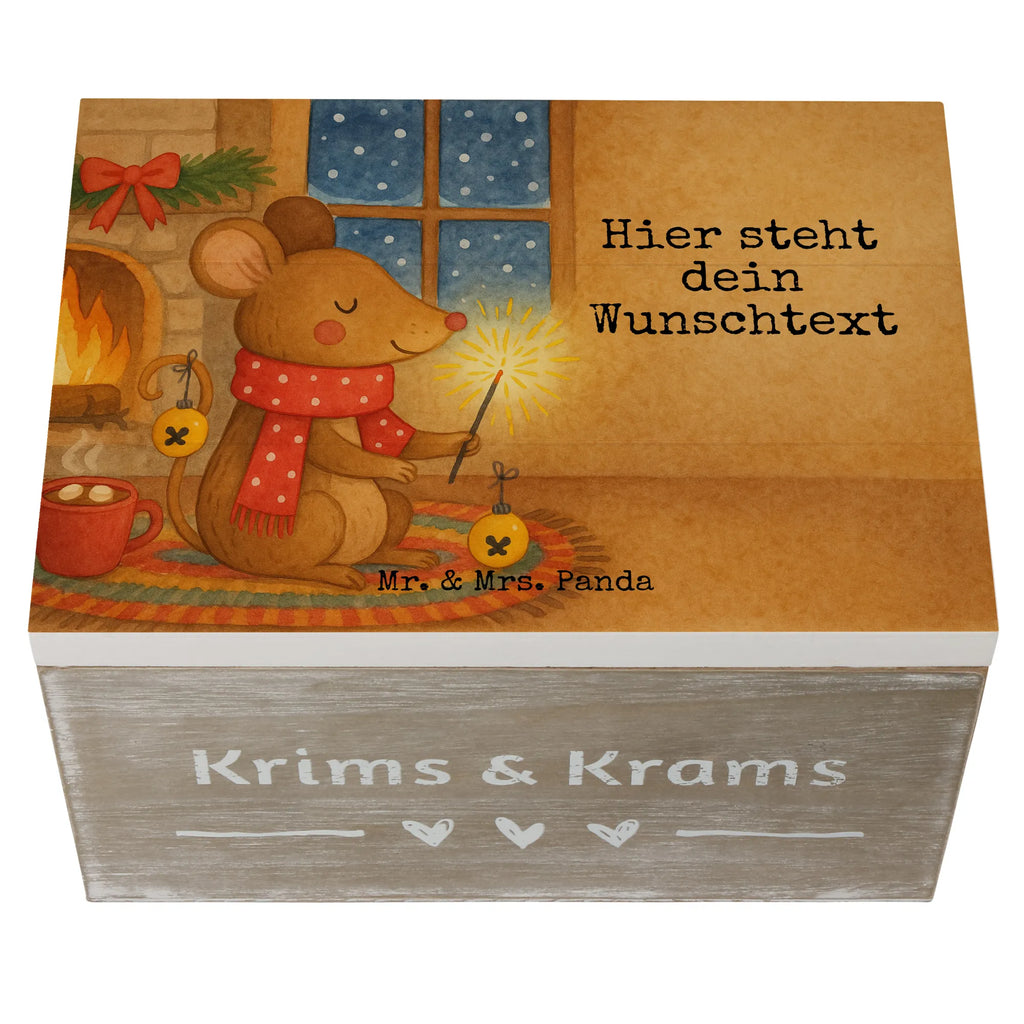 Personalisierte Holzkiste Maus Weihnachten Design Geschenkbox personalisiert, Holzkiste mit Namen, Erinnerungskiste, Holzkiste Personalisiert, mit Namen, Kiste Personalisiert, Truhe mit Namen, Aufbewahrungsbox Personalisiert, Truhe Personalisiert, Dekokiste Personalisiert, Schatulle Personalisiert, Erinnerungsbox Personalisiert, Dekokiste mit Namen, Schatzkiste mit Namen, Erinnerungsbox mit Namen, Schatulle mit Namen, Erinnerungskiste Personalisiert, Schatzkiste Personalisiert, Aufbewahrungsbox mit Namen, Kiste mit Namen, GEschenkdose personalisiert, Winter, Weihnachten, Weihnachtsdeko, Nikolaus, Advent, Heiligabend, Wintermotiv, Mäuschen, Weihnachtsmotiv, Maus, Weihnachtsgruß, Frohe Weihnachten, Weihnachtswunder