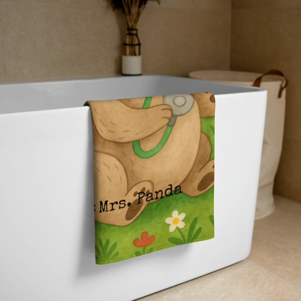 XL Badehandtuch Bär Arzt Design XL Handtuch, Großes Handtuch, Extra Großes Handtuch, Handtuch Übergröße, Badehandtuch XL, Duschtuch XL, Saunatuch XL, Badetuch Extra Groß, Weiches XL Handtuch, Saugfähiges Großes Handtuch, Flauschiges Handtuch XL, Handtuch Für Erwachsene XL, Handtuch Für Große Personen, Großes Handtuch Für Badezimmer, Handtuch Für Dusche XL, Handtuch Für Sauna Groß, Handtuch Für Strand XL, Handtuch Für Wellness, Handtuch Groß Für Sport, Handtuch XL Für Männer, Handtuch XL Für Frauen, Handtuch XL Für Kinder, Handtuch XL Aus Baumwolle, XL Handtuch Aus Bio Baumwolle, Mikrofaser Handtuch XL, Nachhaltiges Handtuch XL, Umweltfreundliches Handtuch Groß, Waschbares Handtuch XL, Pflegeleichtes Handtuch Groß, Strapazierfähiges XL Handtuch, XL Handtuch Mit Muster, Großes Handtuch Unifarben, XL Handtuch Weiß, XL Handtuch Grau, XL Handtuch Bunt, Handtuch XL Modern, Handtuch XL Klassisch, Design Handtuch XL, Handtuch XL Geschenkidee, Bär, Teddy, Teddybär, Arzt, Ärztin, Doktor, Professor, Doktorin, Professorin